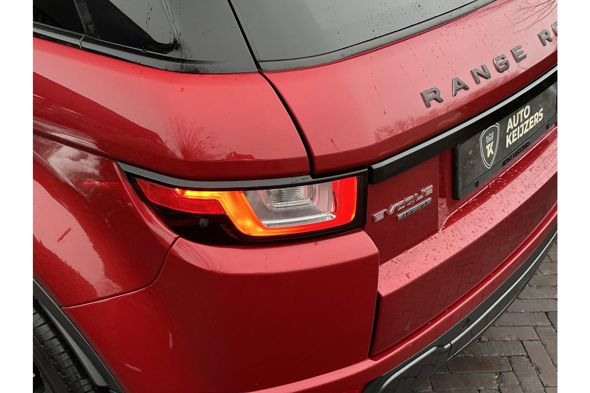 Land Rover Range Rover Evoque 2.0 Si4 SE Dynamic 2016 Exterior Paint - Firenze (1AF) 15