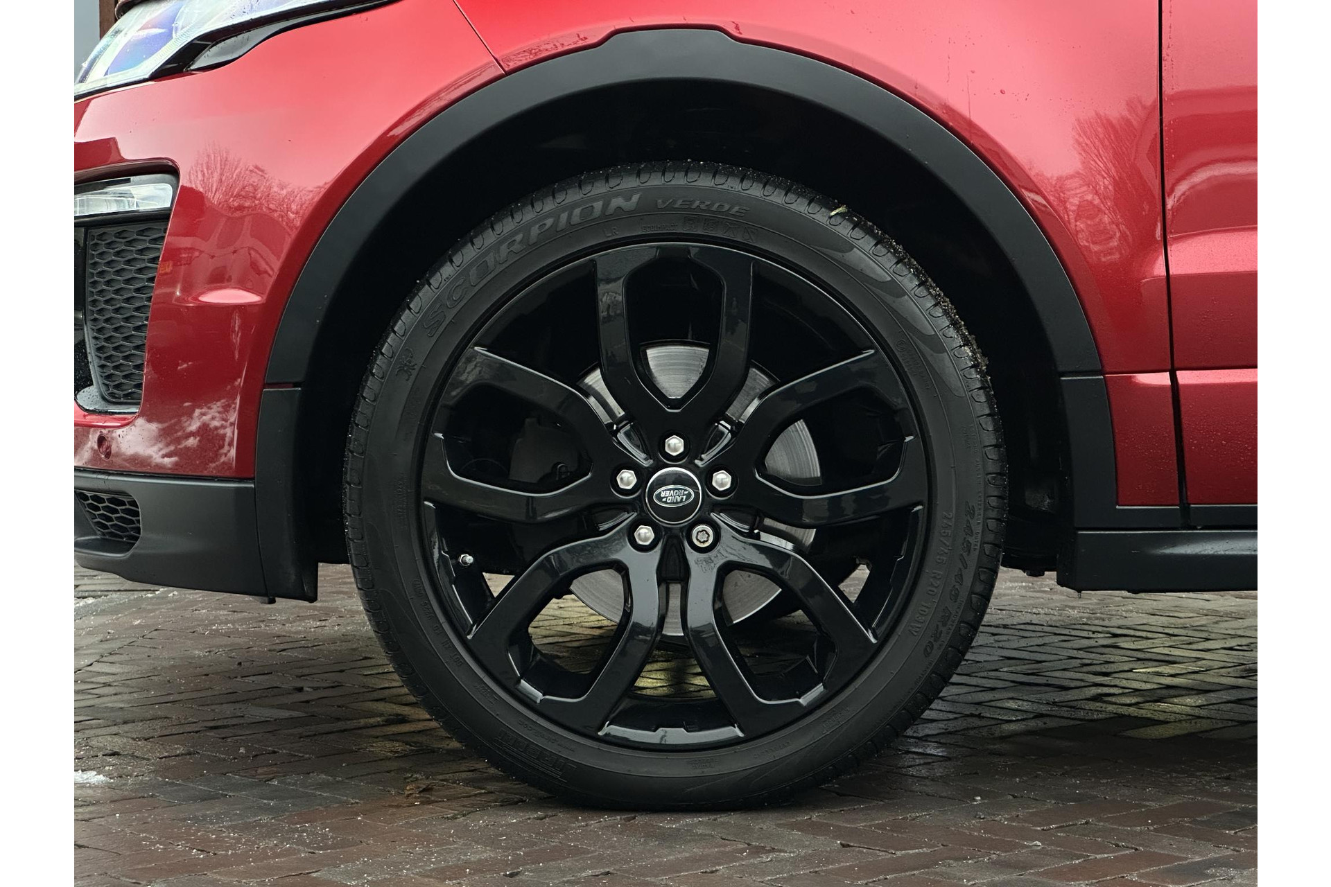 Land Rover Range Rover Evoque 2.0 Si4 SE Dynamic 2016 Exterior Paint - Firenze (1AF) 19