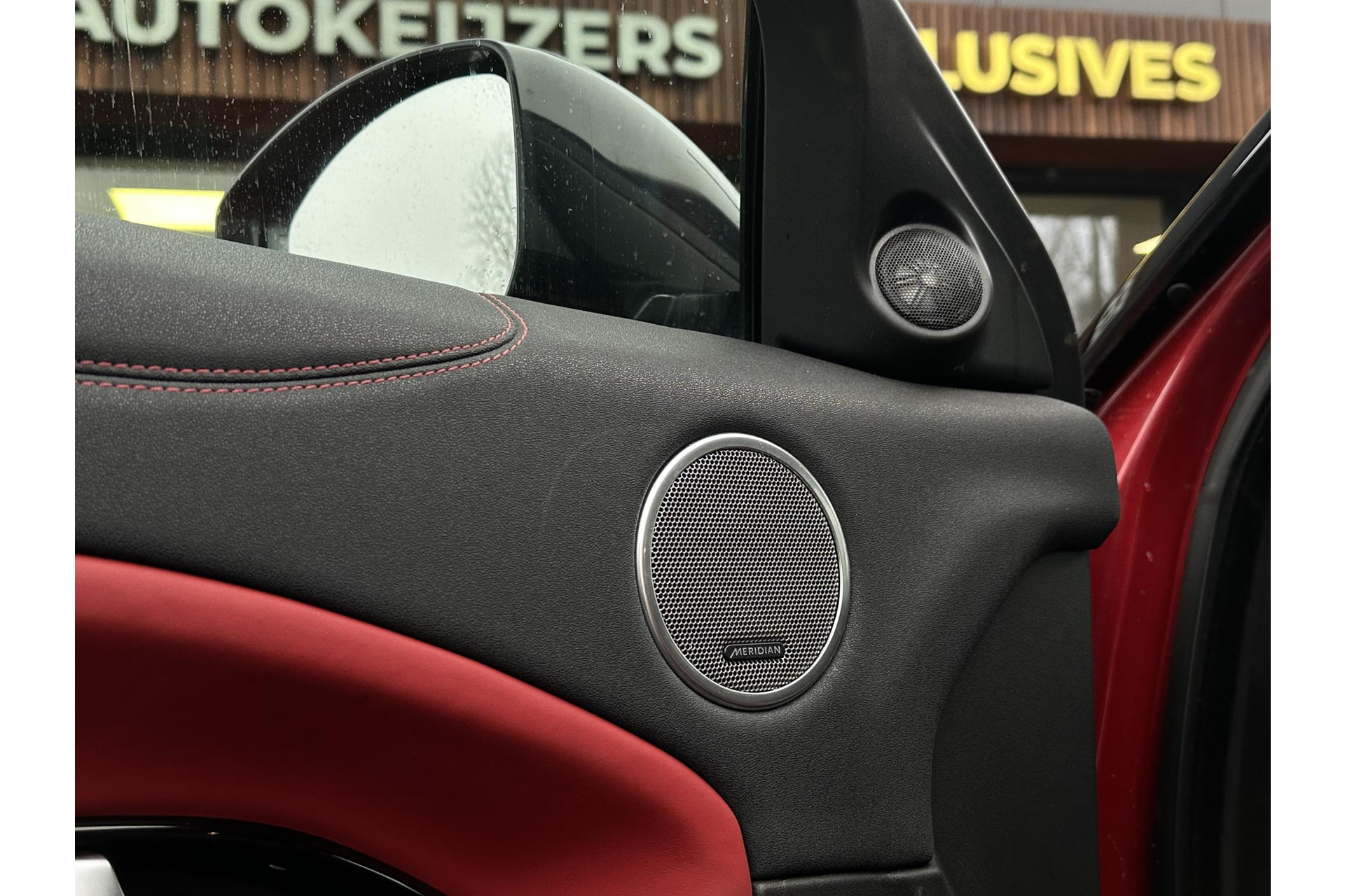 Land Rover Range Rover Evoque 2.0 Si4 SE Dynamic 2016 Exterior Paint - Firenze (1AF) 24