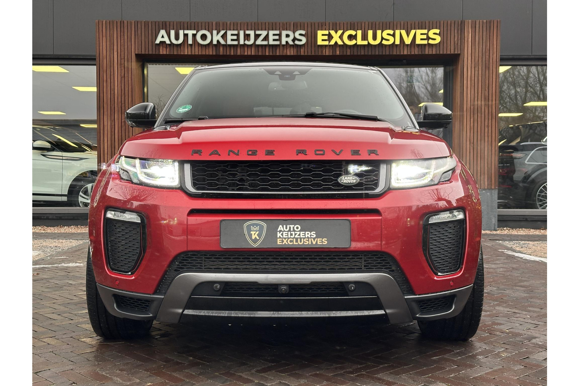 Land Rover Range Rover Evoque 2.0 Si4 SE Dynamic 2016 Exterior Paint - Firenze (1AF) 3
