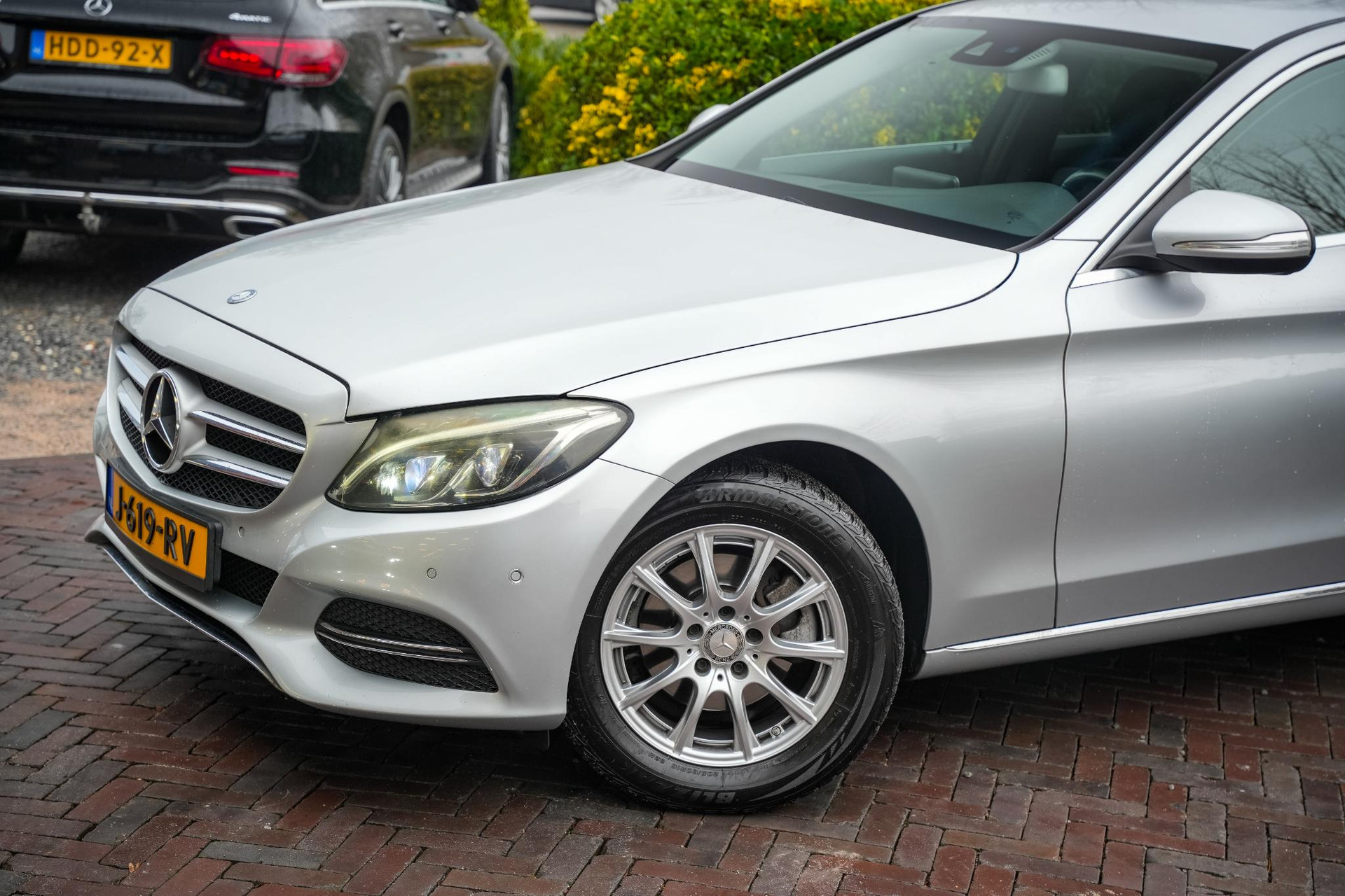 Mercedes-Benz C-Klasse 180 Prestige Edition C 2014 IRIDIUM SILVER - METALLIC FINISH (775U) 27