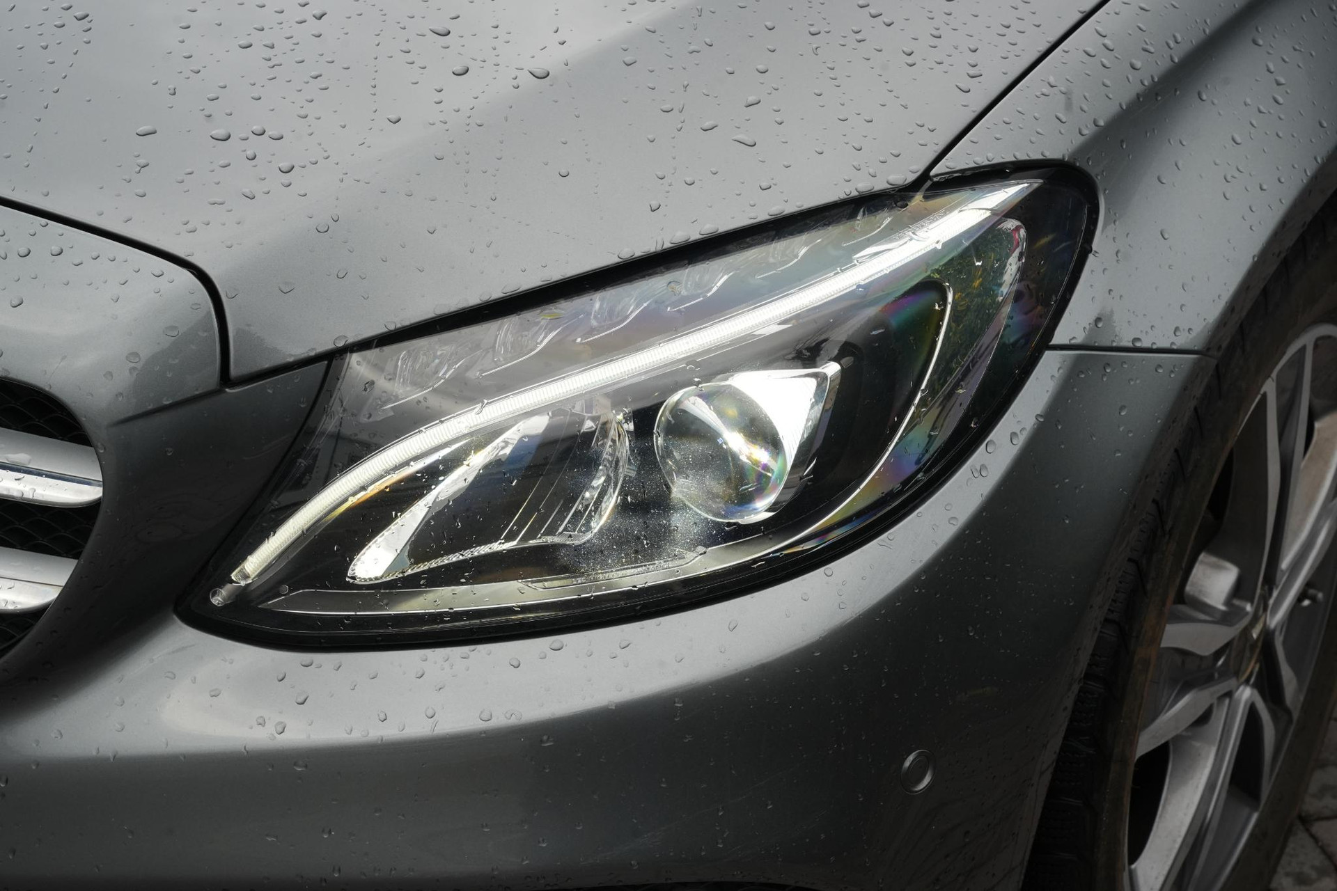Mercedes-Benz C-Klasse 350 e 2018 SELENITE GRAY - METALLIC PAINT (992U) 12