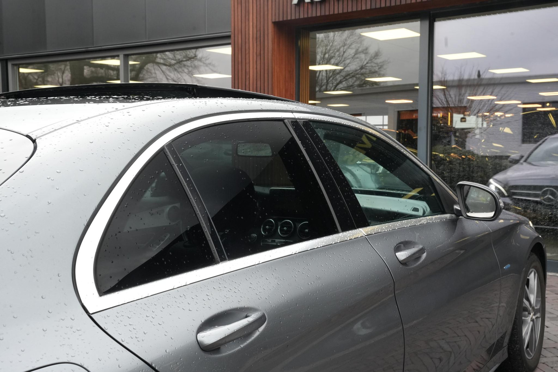 Mercedes-Benz C-Klasse 350 e 2018 SELENITE GRAY - METALLIC PAINT (992U) 43