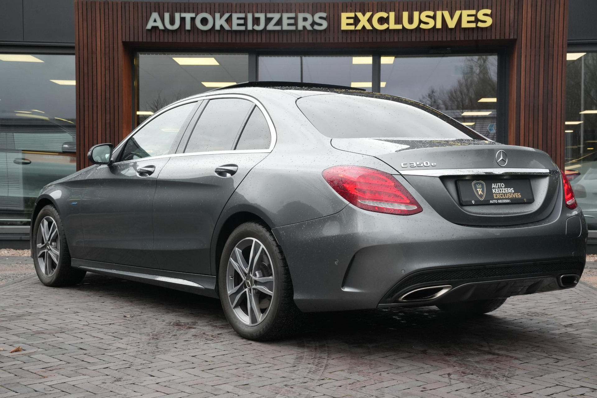 Mercedes-Benz C-Klasse 350 e 2018 SELENITE GRAY - METALLIC PAINT (992U) 7