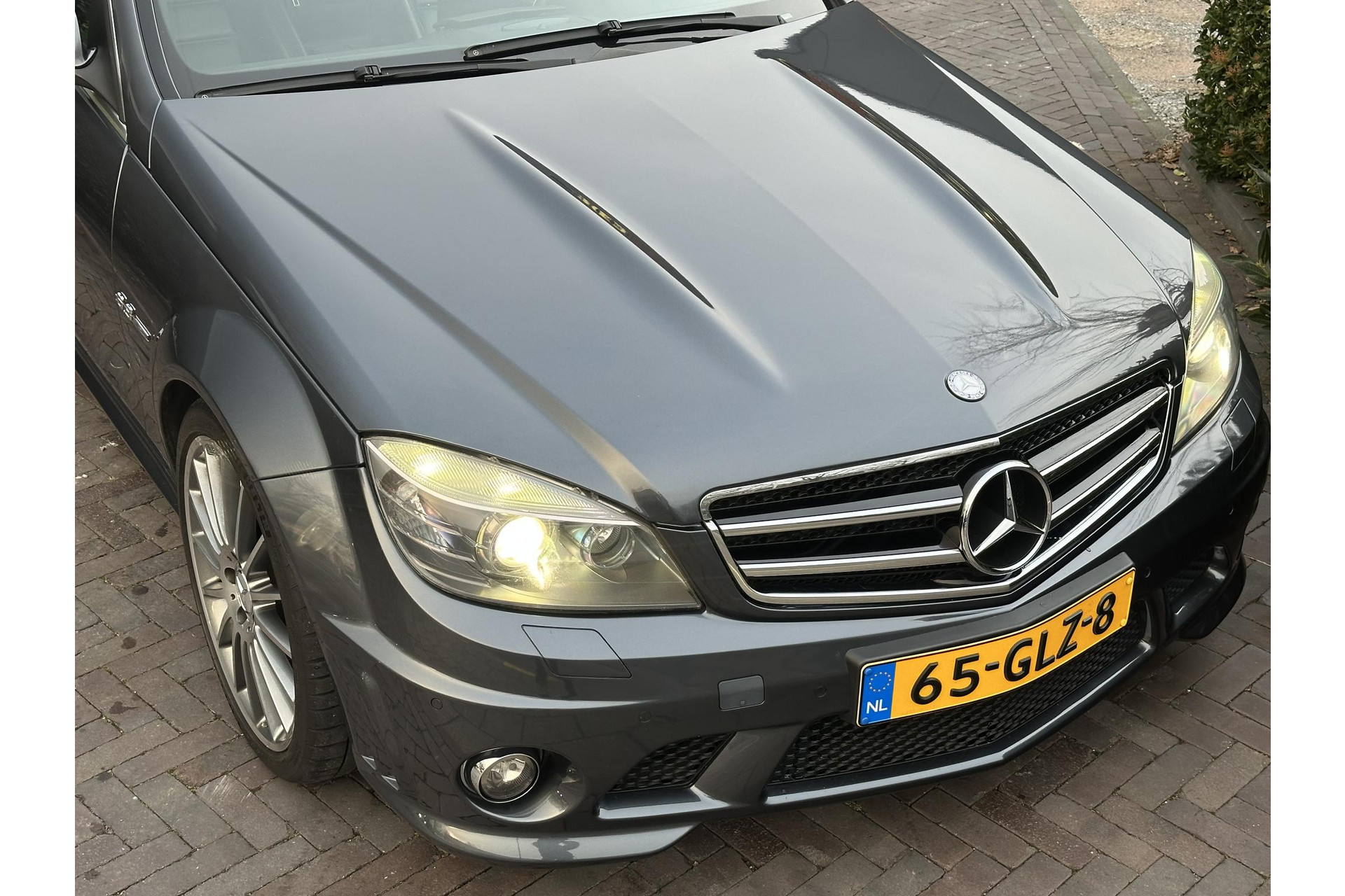 Mercedes-Benz C-Klasse AMG 63 2008 TENORITE GRAY METALLIC PAINT (755U) 10