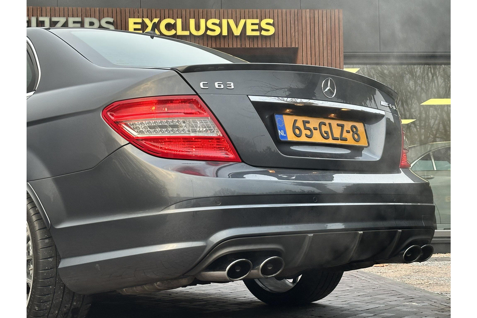 Mercedes-Benz C-Klasse AMG 63 2008 TENORITE GRAY METALLIC PAINT (755U) 14