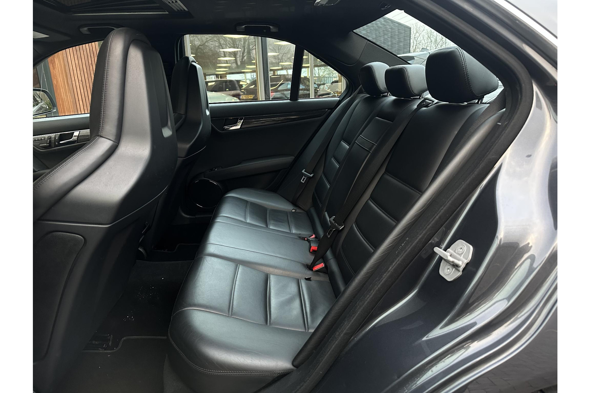 Mercedes-Benz C-Klasse AMG 63 2008 TENORITE GRAY METALLIC PAINT (755U) 16