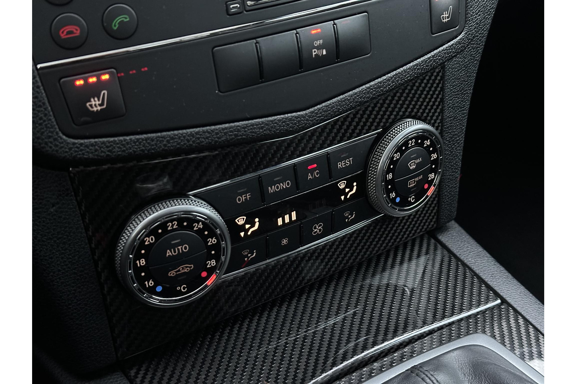 Mercedes-Benz C-Klasse AMG 63 2008 TENORITE GRAY METALLIC PAINT (755U) 30