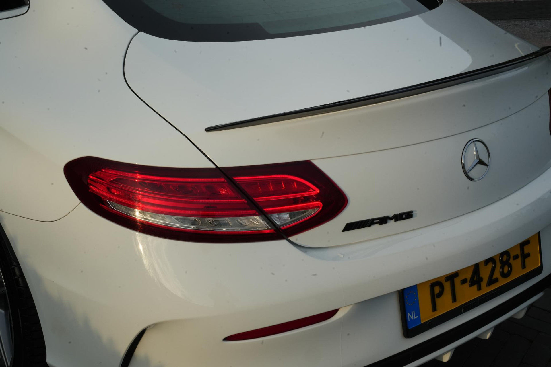 Mercedes-Benz C-Klasse Coupé 300 Prestige 2016 POLAR WHITE (149U) 10