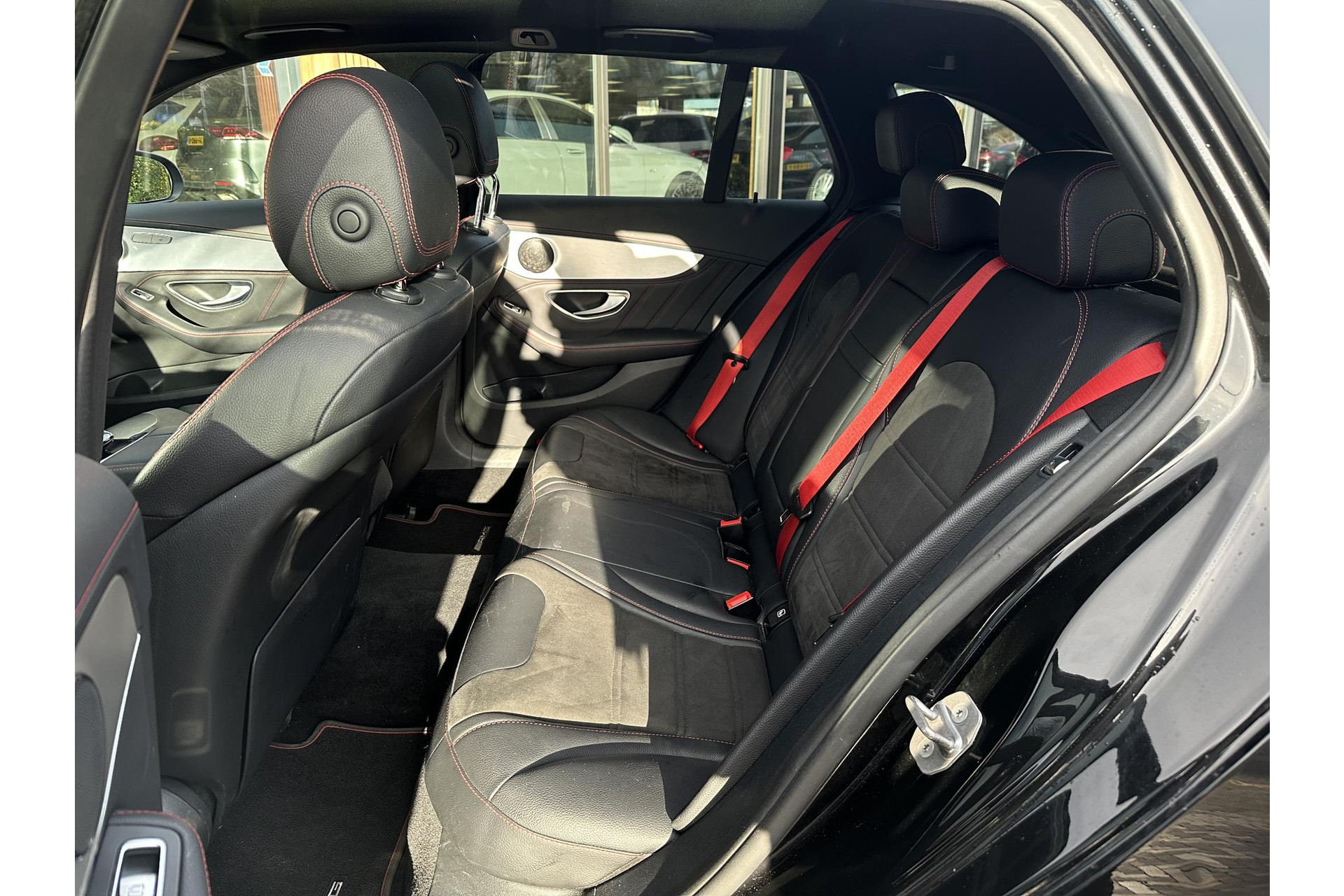 Mercedes-Benz C-Klasse Estate AMG 43 4MATIC 2016  13