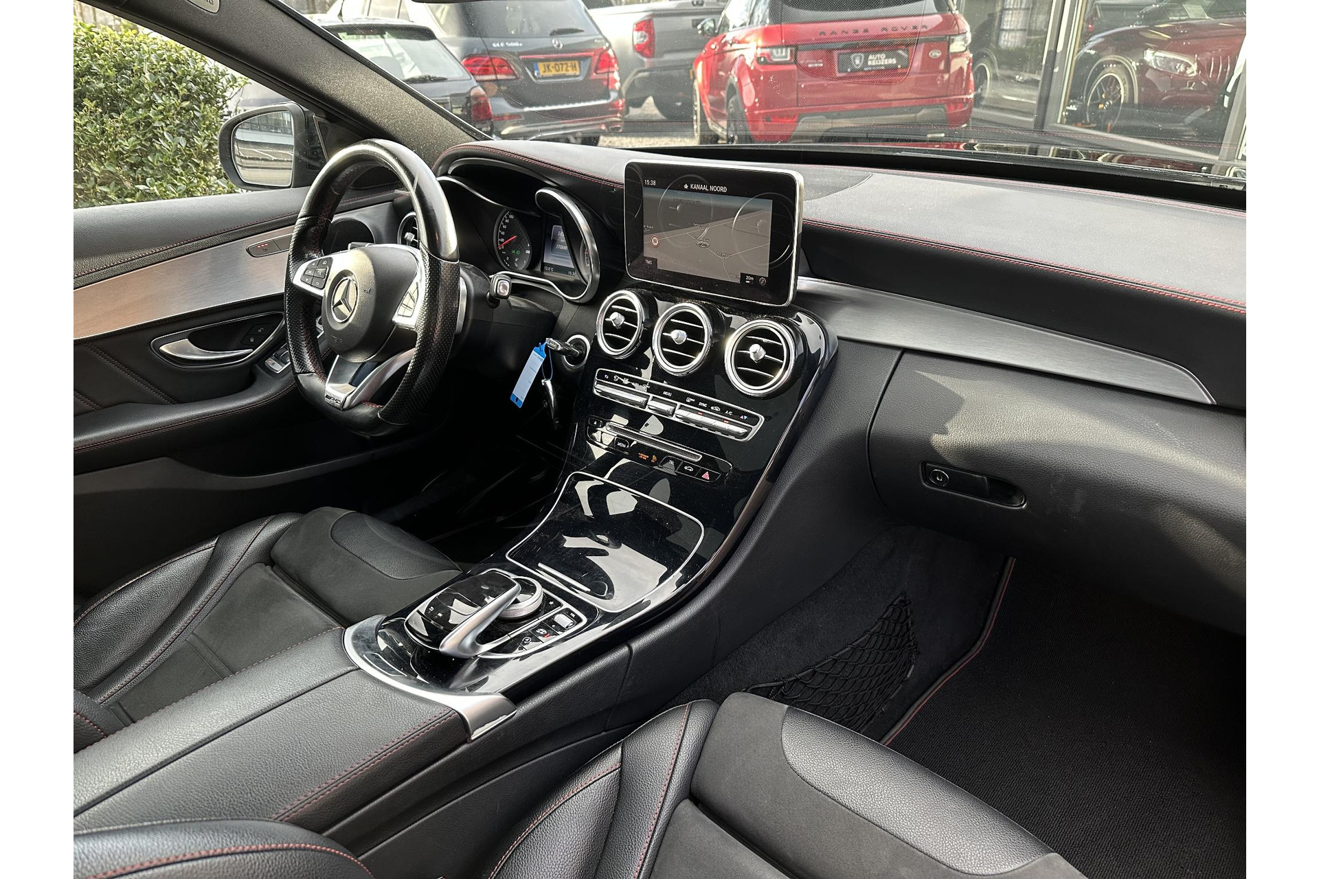 Mercedes-Benz C-Klasse Estate AMG 43 4MATIC 2016  18