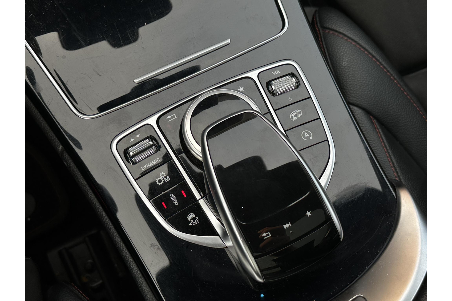 Mercedes-Benz C-Klasse Estate AMG 43 4MATIC 2016  28