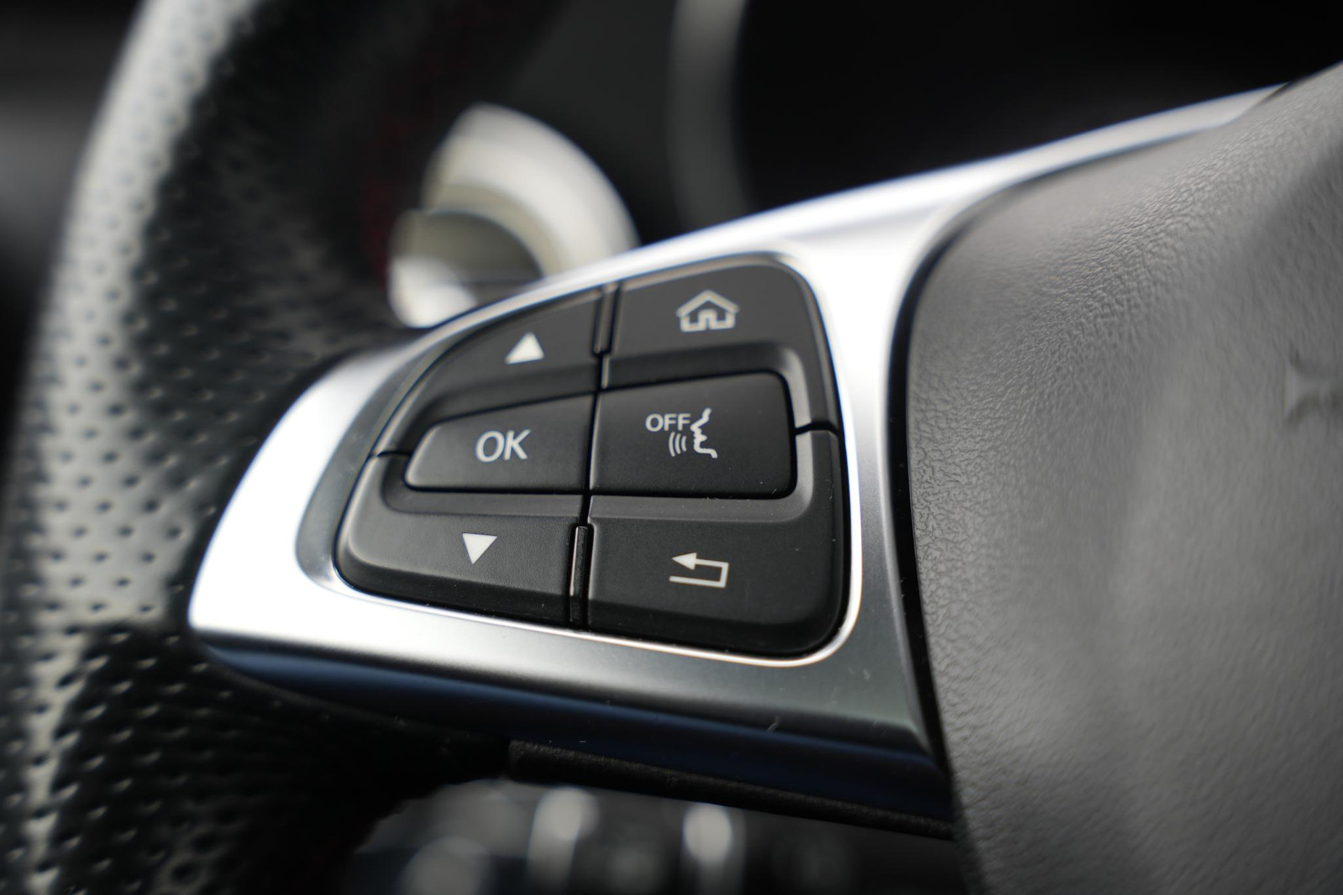 Mercedes-Benz C-Klasse Estate AMG 43 4MATIC 2016  35