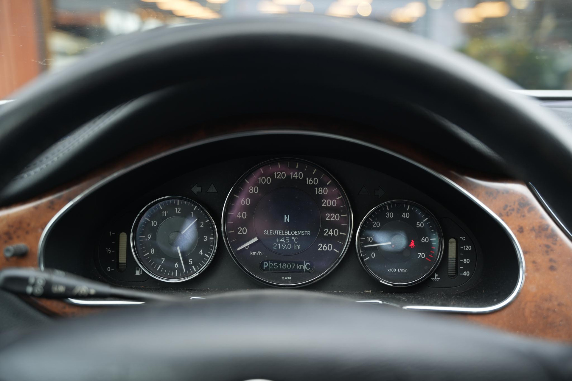 Mercedes-Benz CLS-Klasse 350 2005 IRIDIUM SILVER - METALLIC FINISH (775U) 16