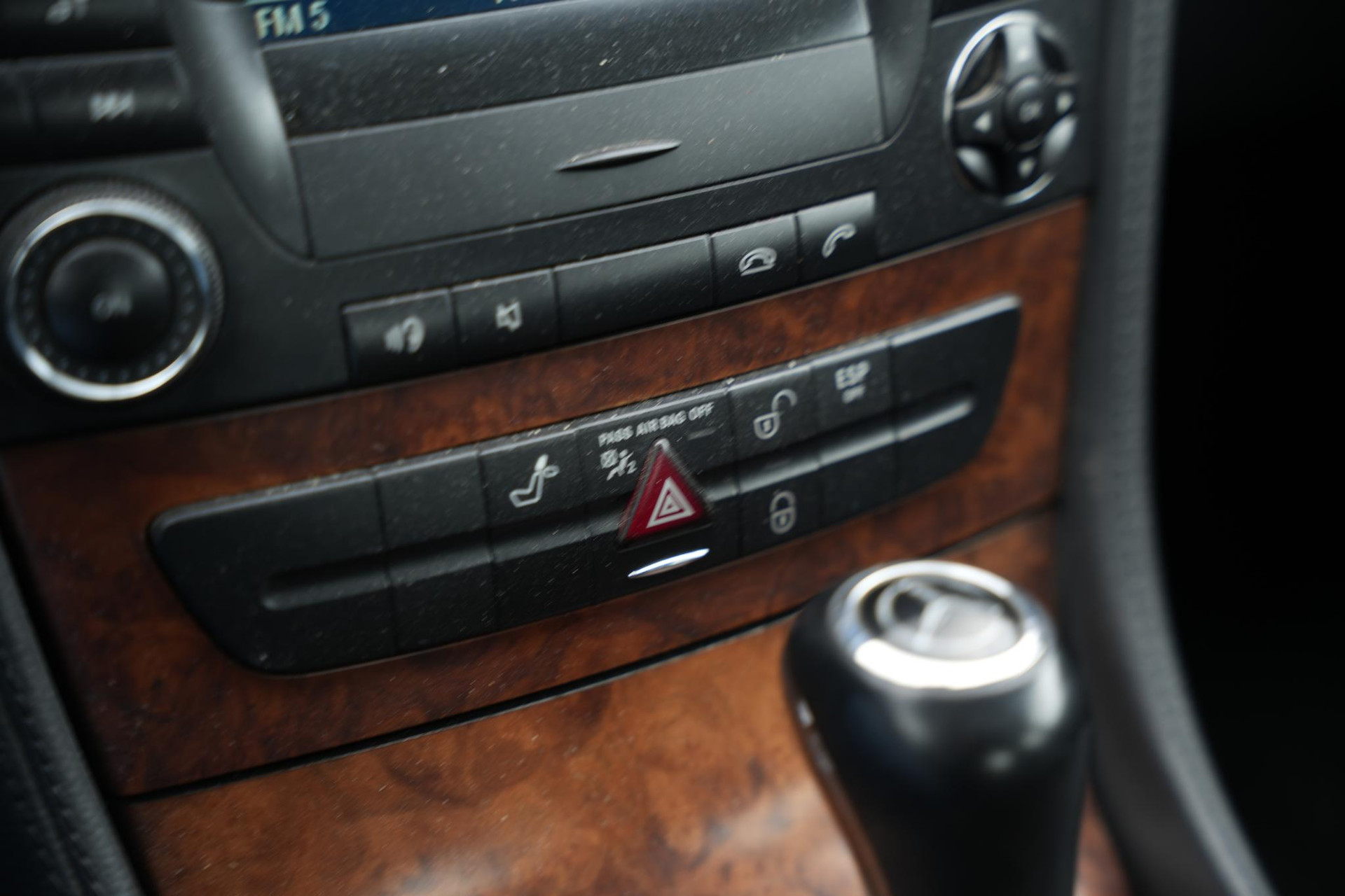 Mercedes-Benz CLS-Klasse 350 2005 IRIDIUM SILVER - METALLIC FINISH (775U) 22