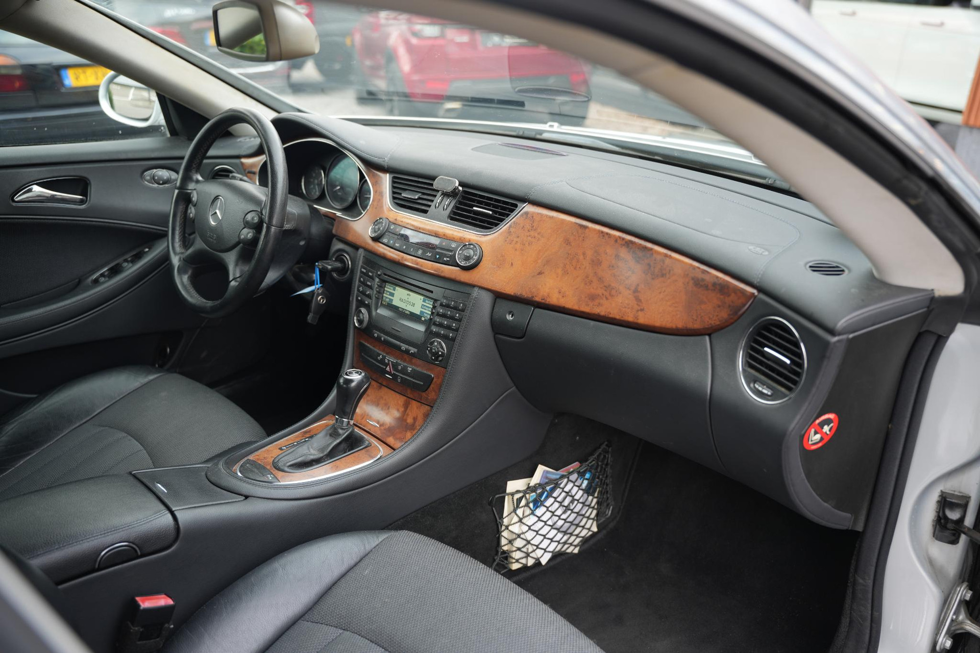 Mercedes-Benz CLS-Klasse 350 2005 IRIDIUM SILVER - METALLIC FINISH (775U) 4