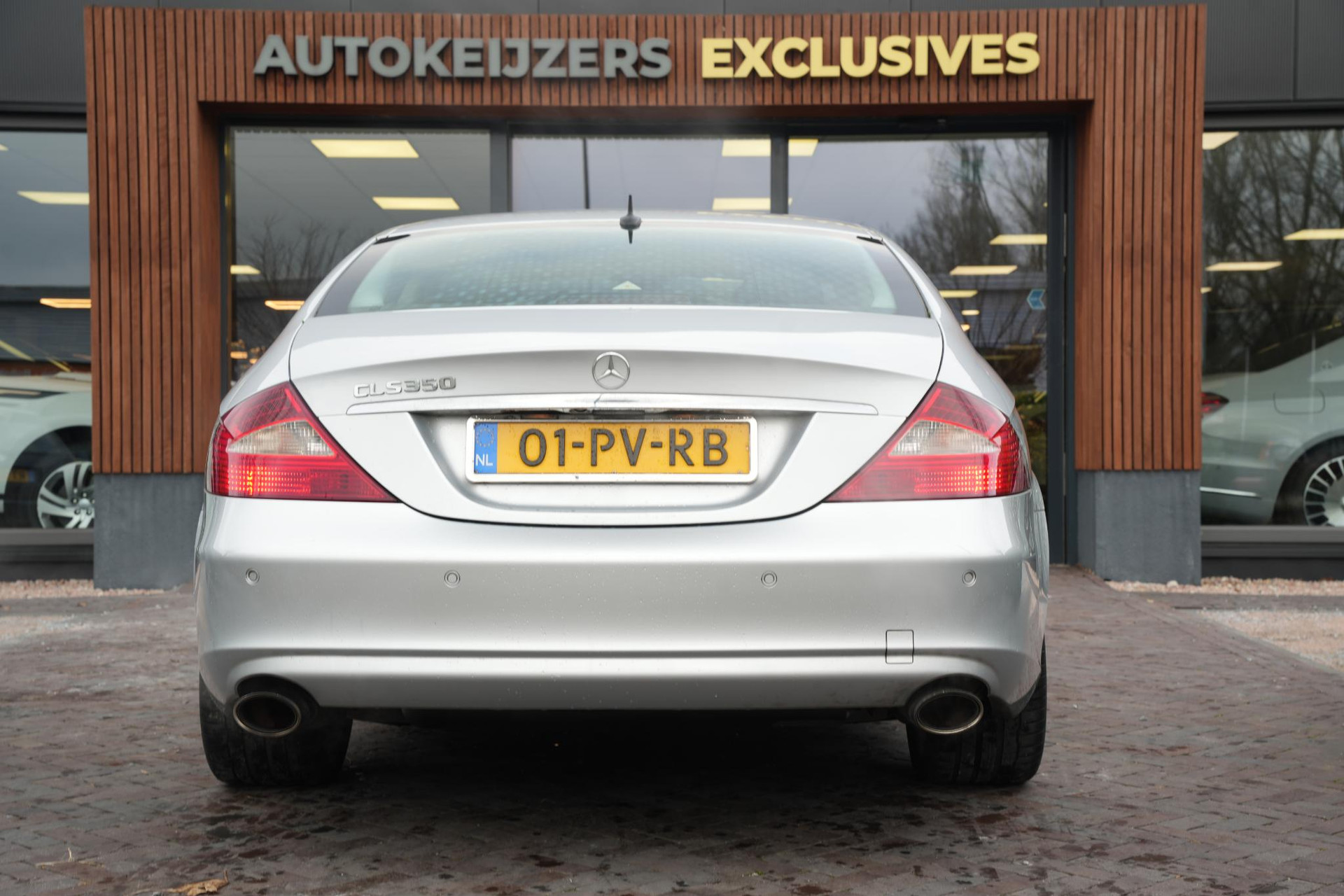 Mercedes-Benz CLS-Klasse 350 2005 IRIDIUM SILVER - METALLIC FINISH (775U) 9