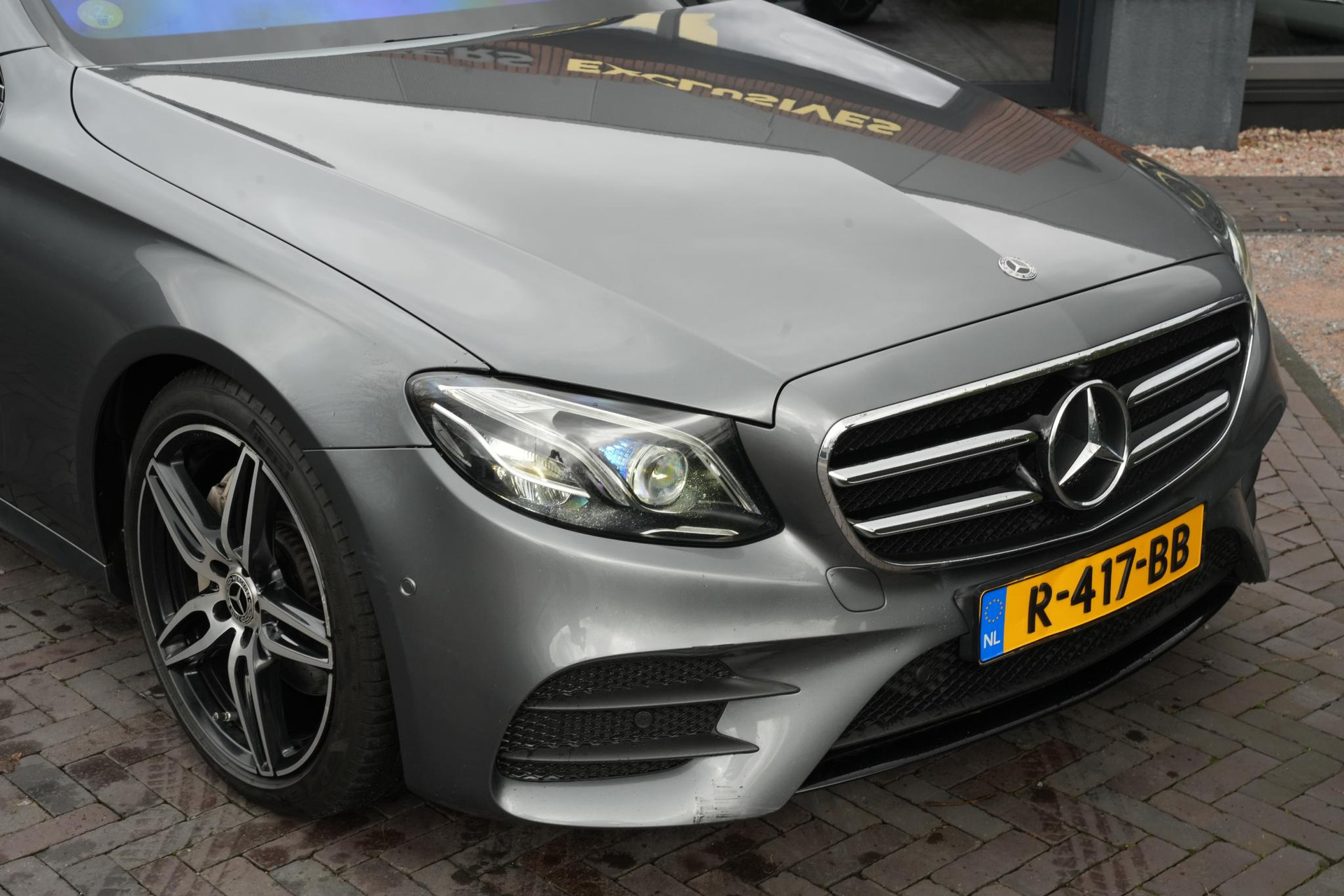 Mercedes-Benz E-Klasse 220 d Business Solution AMG 2018 SELENITE GRAY - METALLIC PAINT (992U) 13