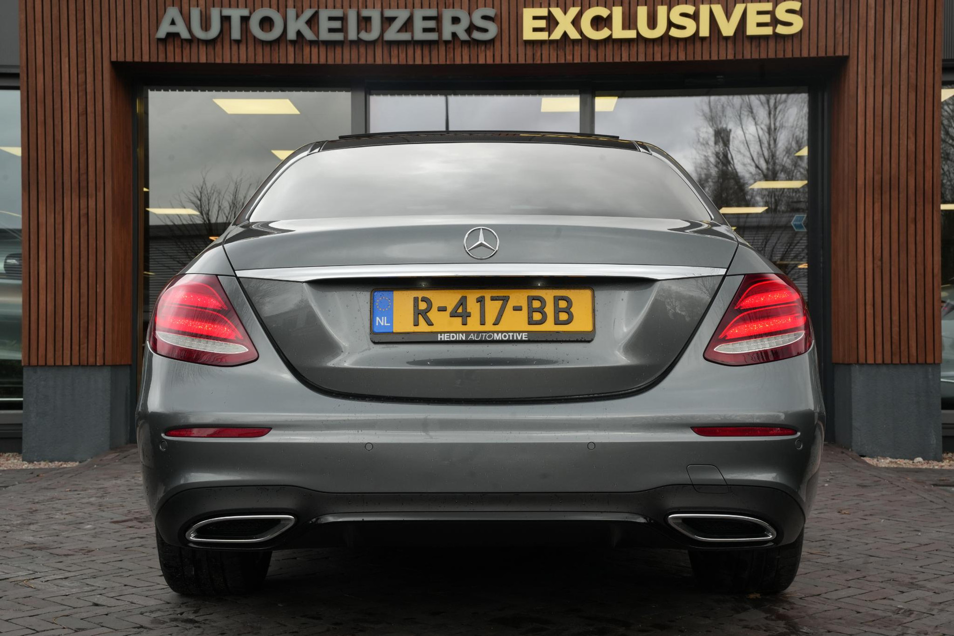 Mercedes-Benz E-Klasse 220 d Business Solution AMG 2018 SELENITE GRAY - METALLIC PAINT (992U) 9