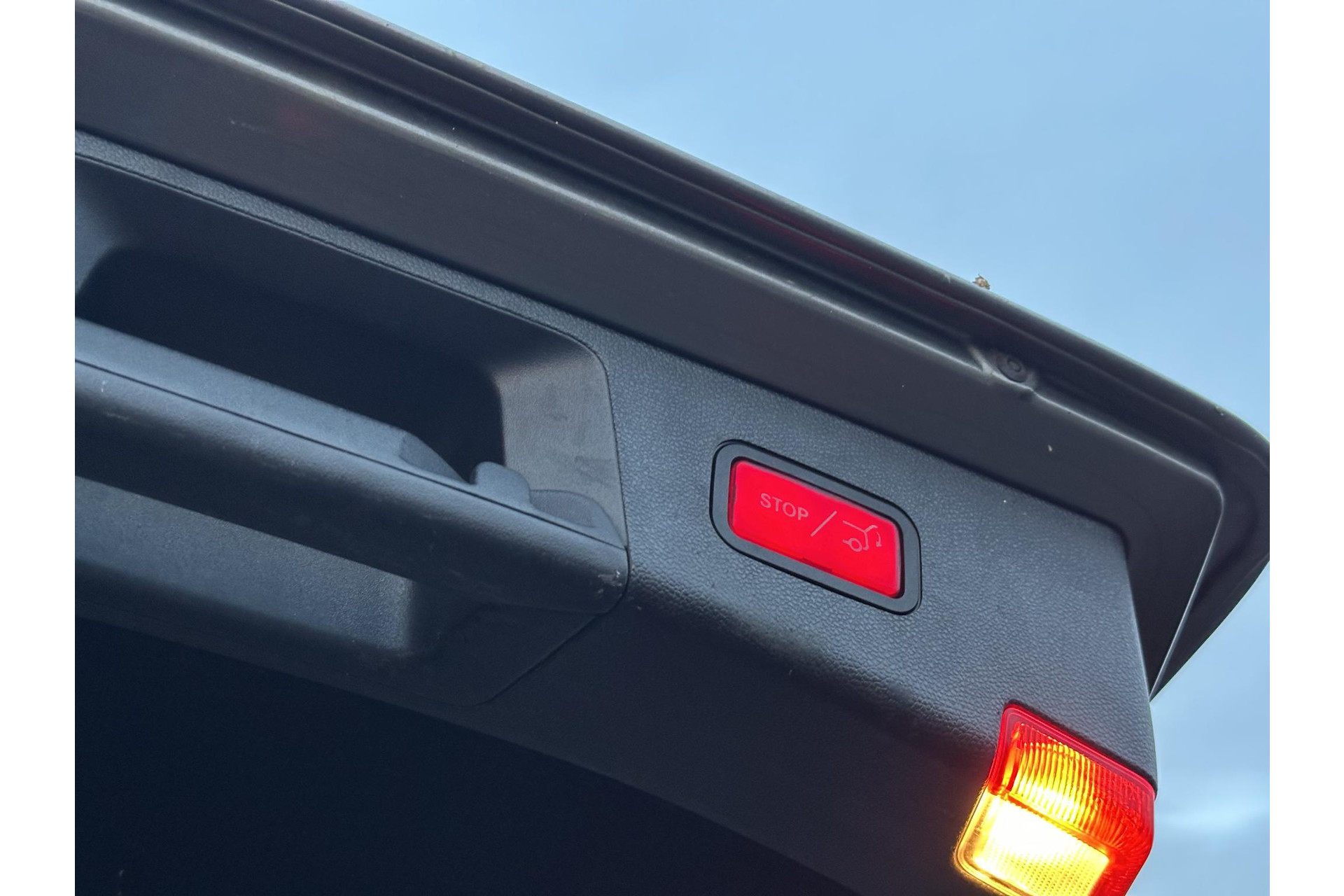 Mercedes-Benz E-Klasse Estate 220 CDI Business Class Avantgarde 2011 INDIUM GRAY METALLIC FINISH (963U) 15