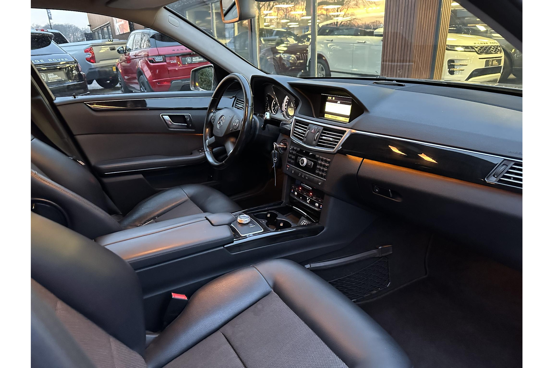 Mercedes-Benz E-Klasse Estate 220 CDI Business Class Avantgarde 2011 INDIUM GRAY METALLIC FINISH (963U) 19