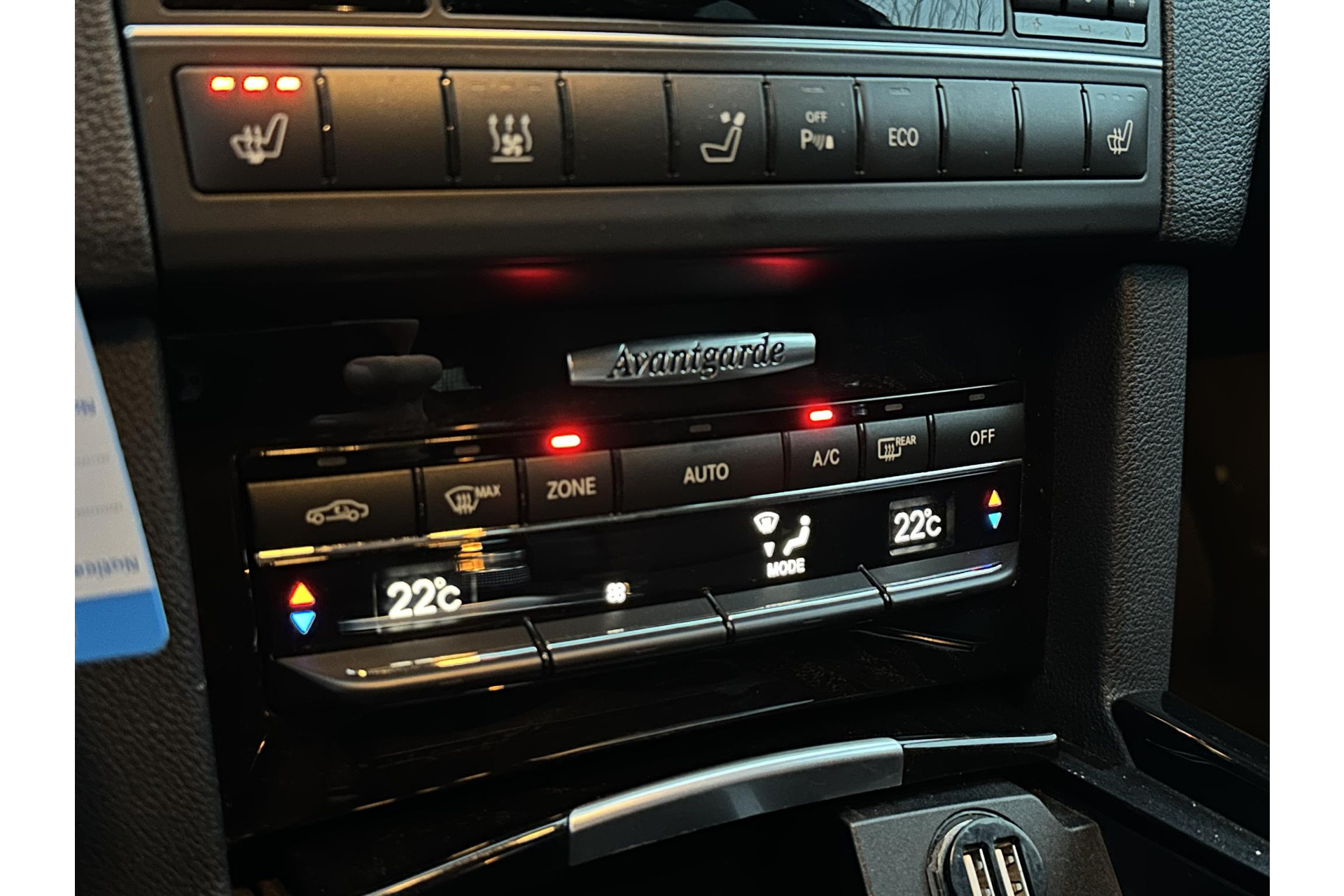 Mercedes-Benz E-Klasse Estate 220 CDI Business Class Avantgarde 2011 INDIUM GRAY METALLIC FINISH (963U) 22