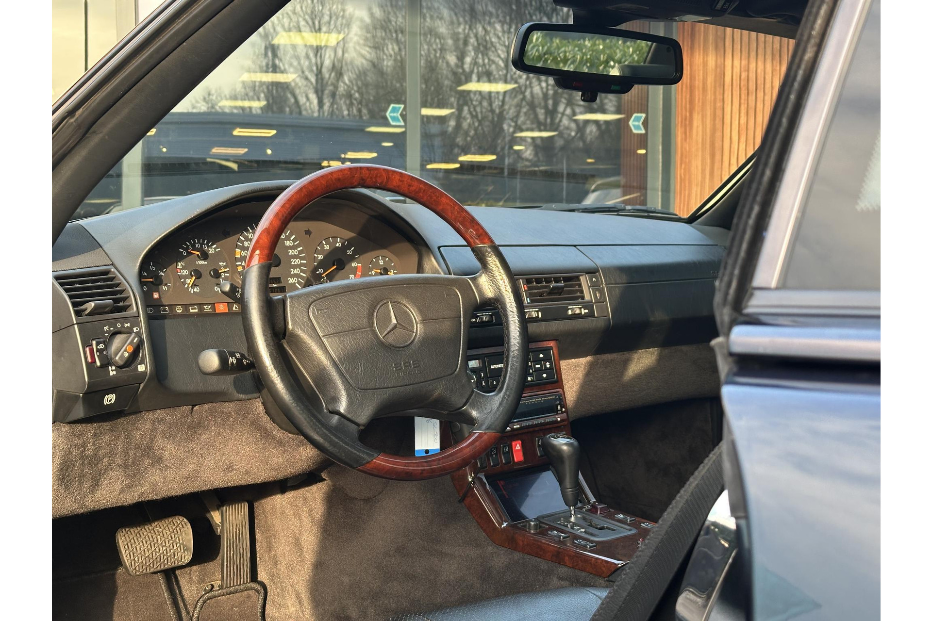 Mercedes-Benz SL-Klasse Cabrio 500 1996 GREEN BLACK METALLIC (189U) 10