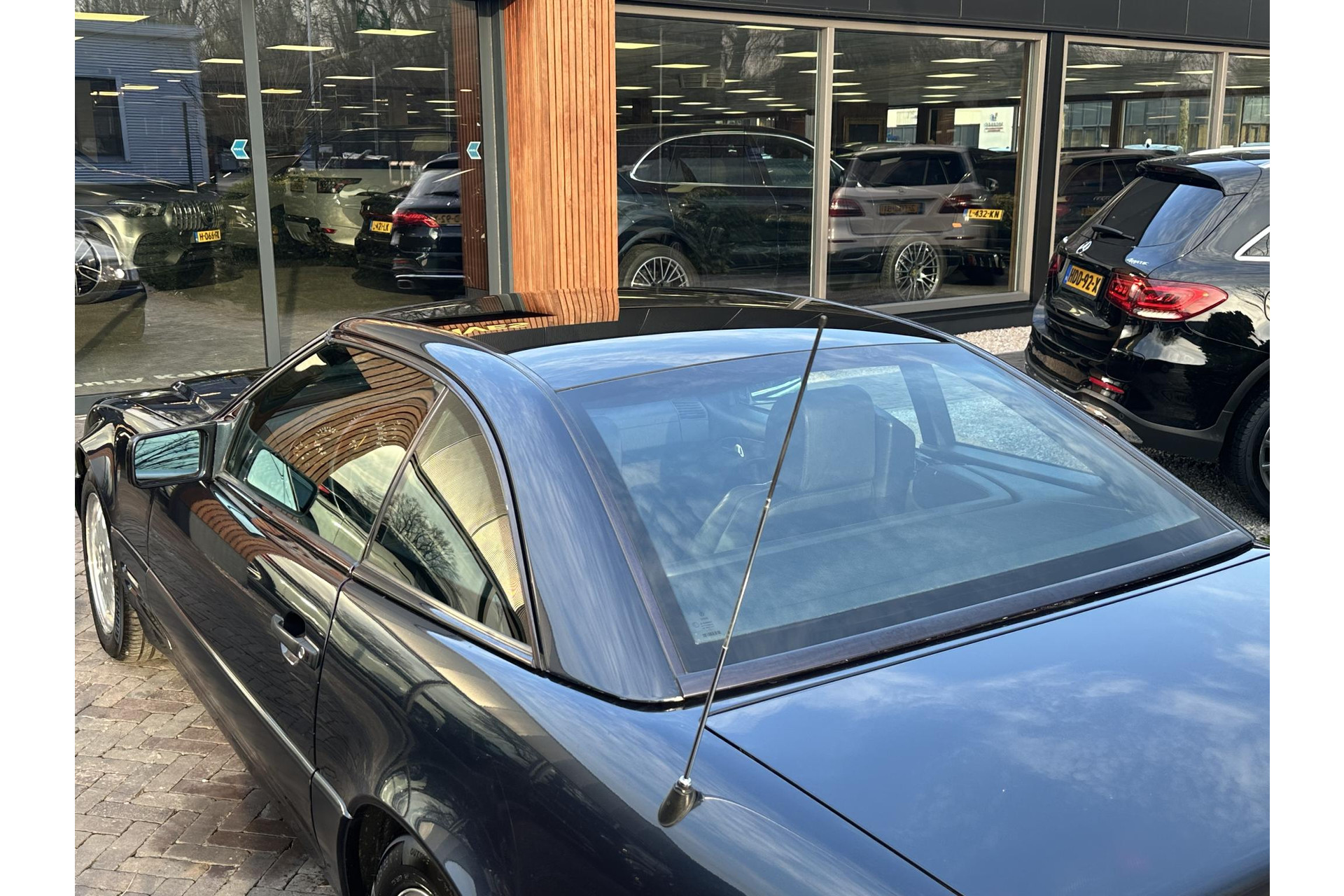 Mercedes-Benz SL-Klasse Cabrio 500 1996 GREEN BLACK METALLIC (189U) 27