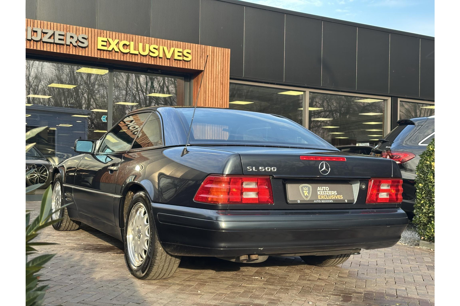 Mercedes-Benz SL-Klasse Cabrio 500 1996 GREEN BLACK METALLIC (189U) 28