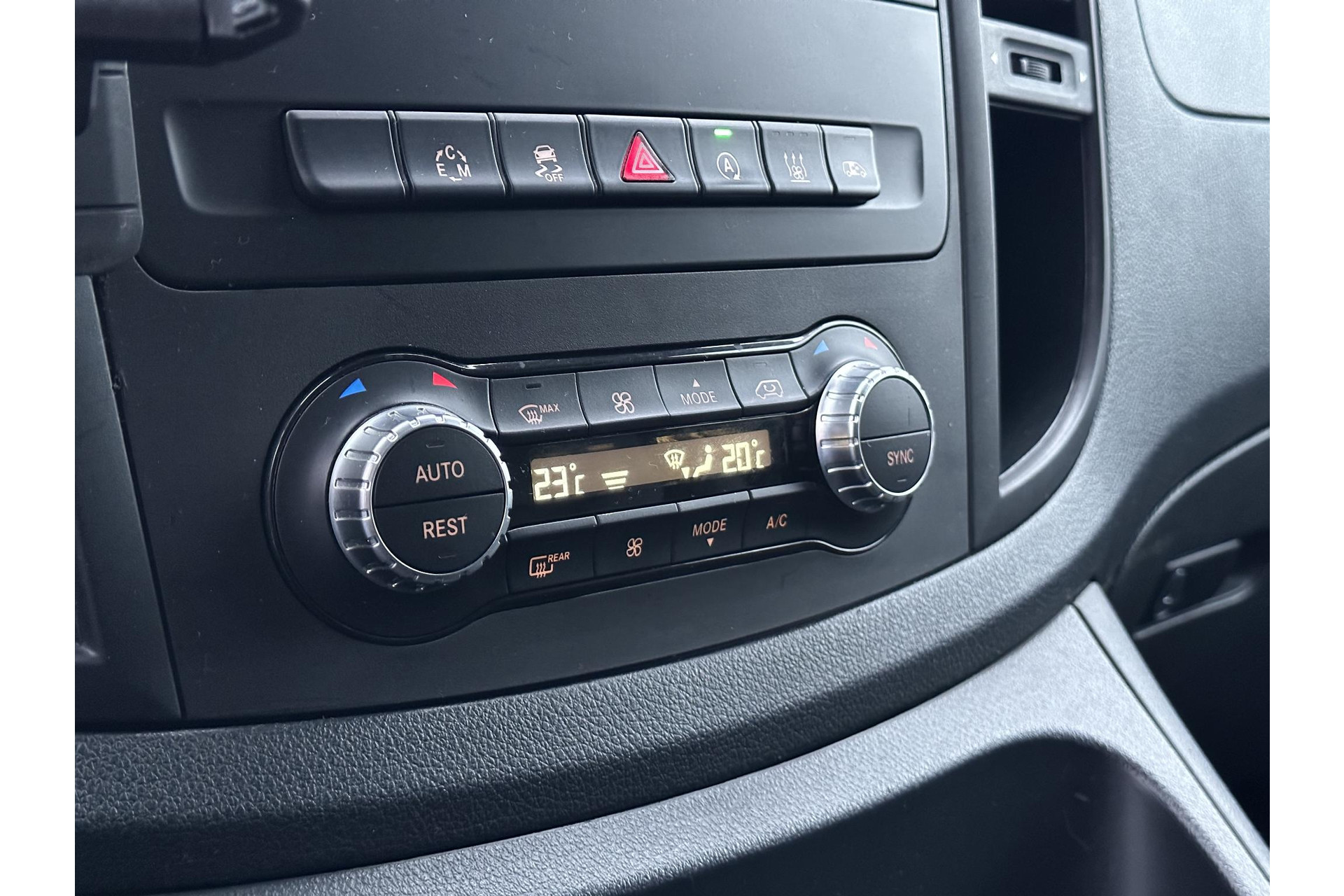 Mercedes-Benz Vito Tourer 119 BlueTEC Pro Lang 4x4 2015 - 14