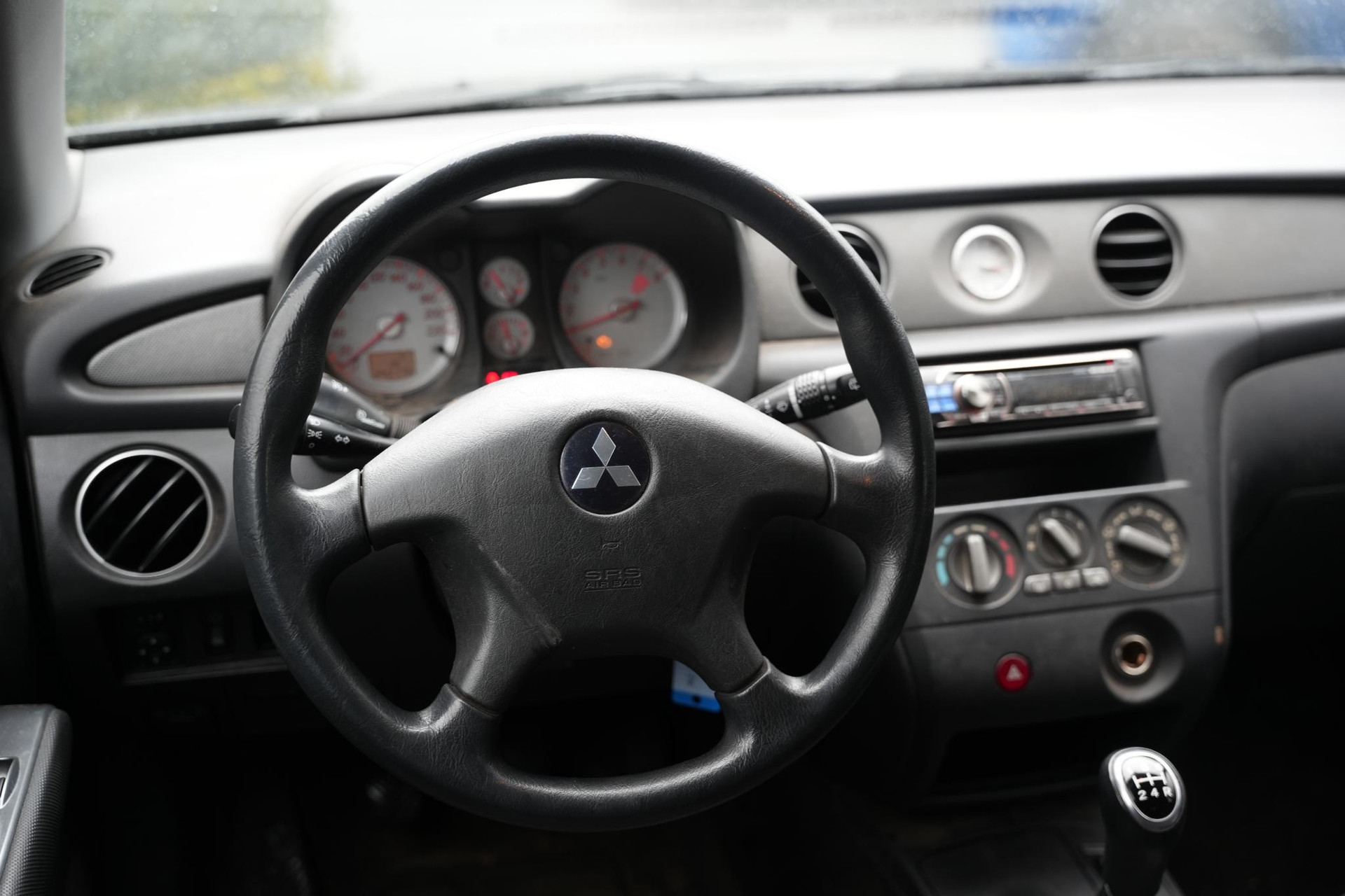 Mitsubishi Outlander 2.0 Comfort 2004 Amethyst black p 11