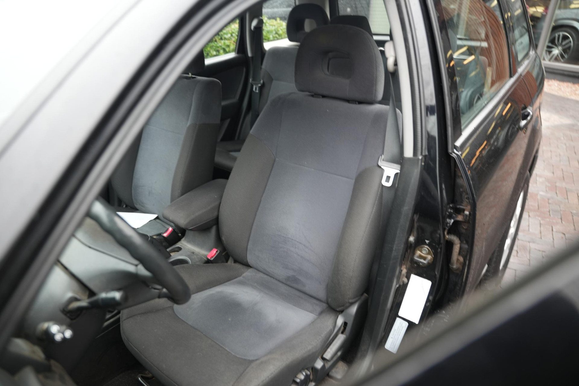 Mitsubishi Outlander 2.0 Comfort 2004 Amethyst black p 14