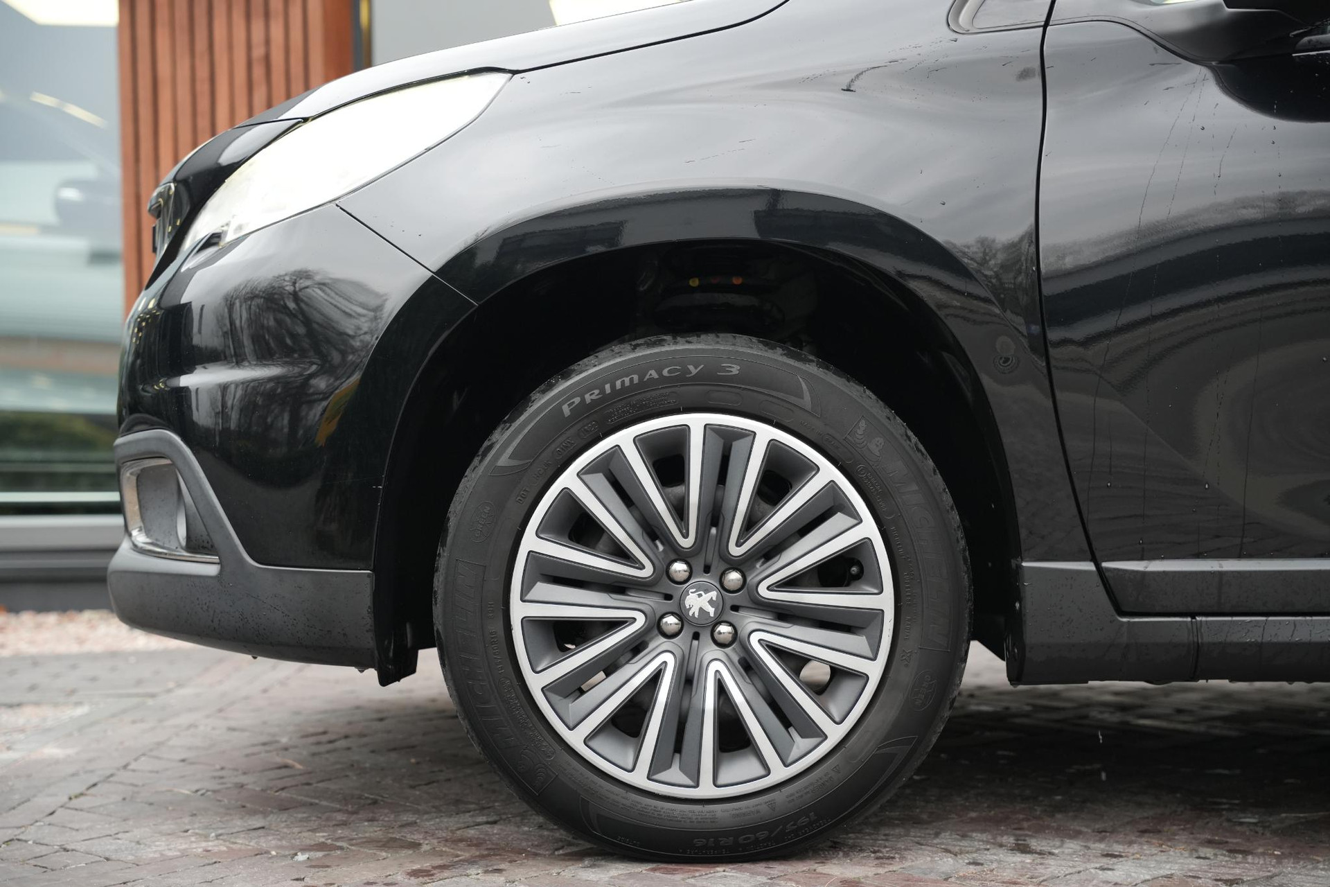 Peugeot 2008 1.2 PureTech Blue Lion 2016 Vernismetaallak noir perla nera 12