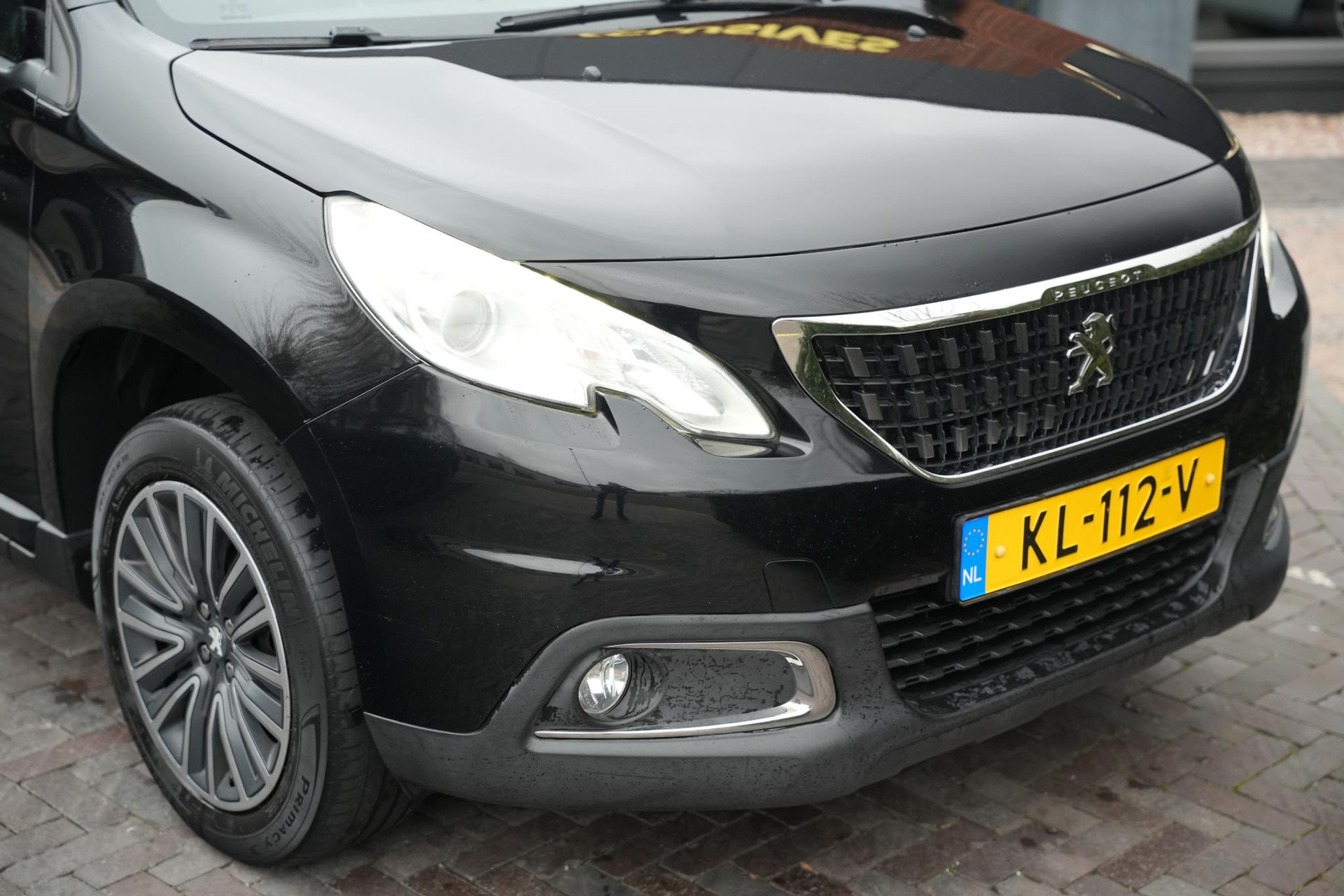 Peugeot 2008 1.2 PureTech Blue Lion 2016 Vernismetaallak noir perla nera 13