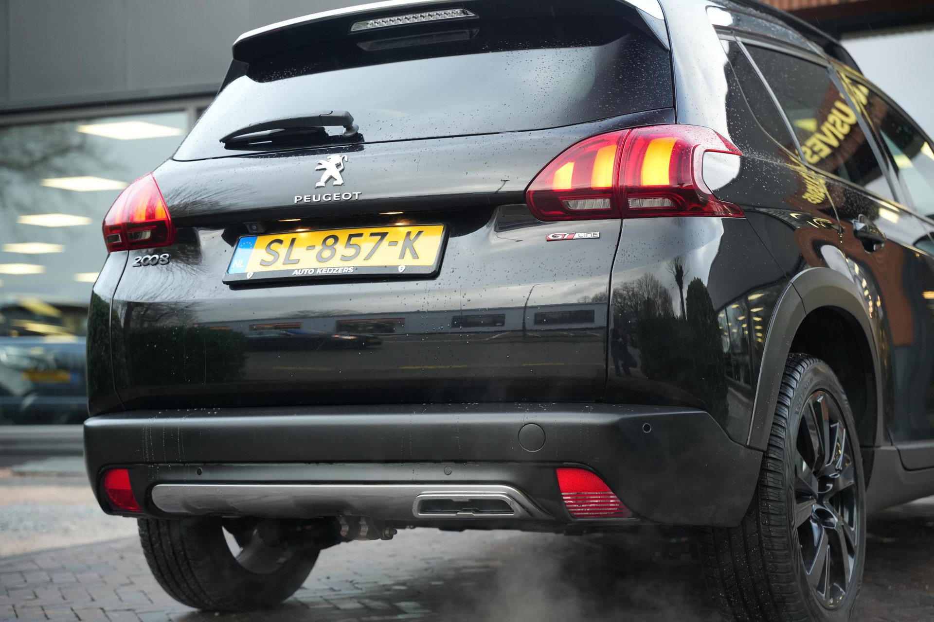 Peugeot 2008 1.2 PureTech GT-line 2018 Vernismetaallak noir perla nera 38