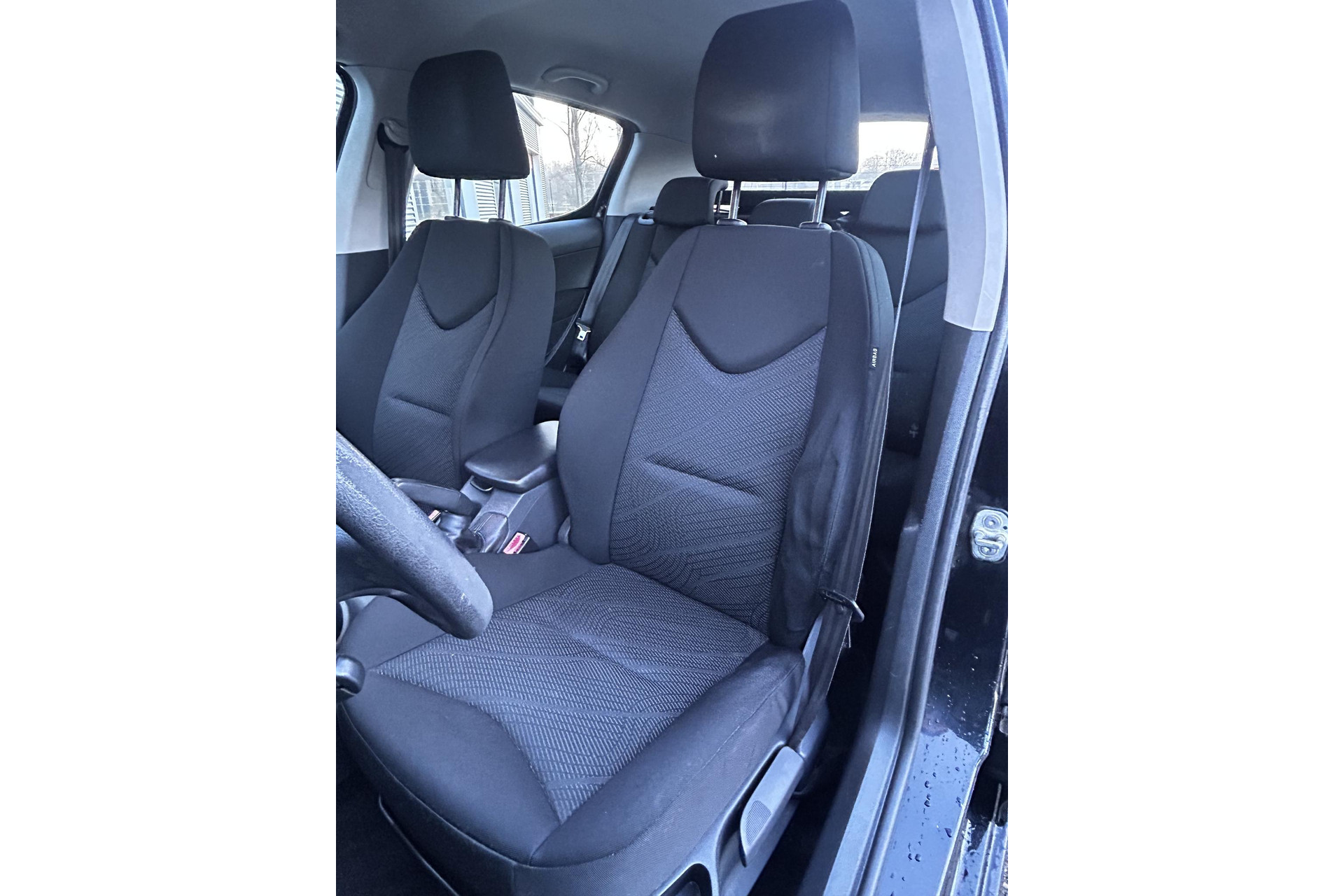 Peugeot 308 1.6 HDiF X-line 2010 BLACK PEARL PAINT (KTV) 4