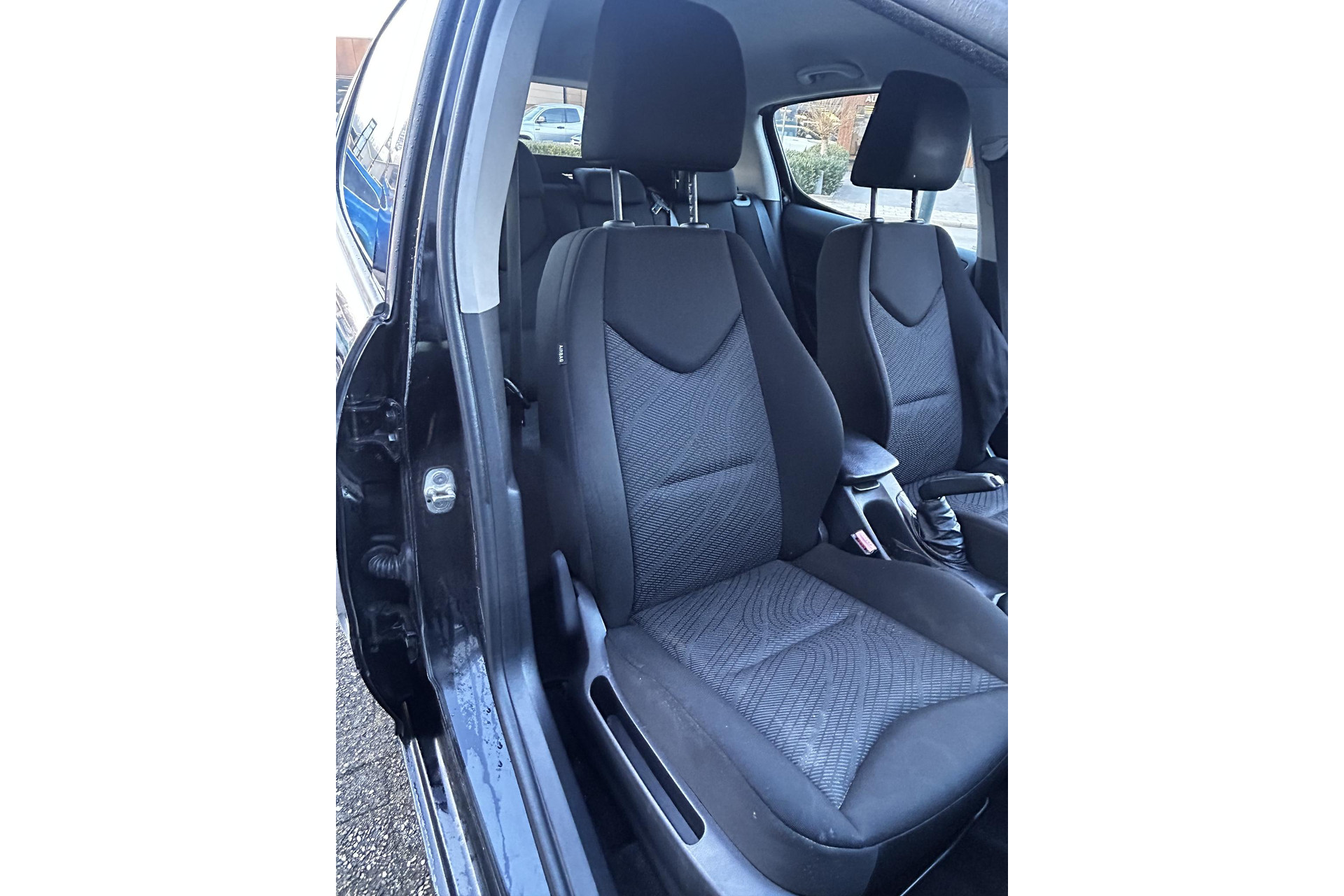 Peugeot 308 1.6 HDiF X-line 2010 BLACK PEARL PAINT (KTV) 6