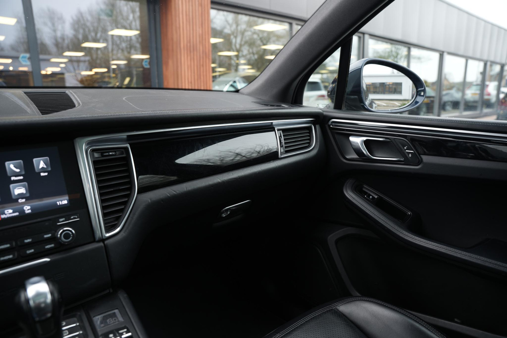 Porsche Macan 3.0 D S 2017 Nachtblauw metallic 24