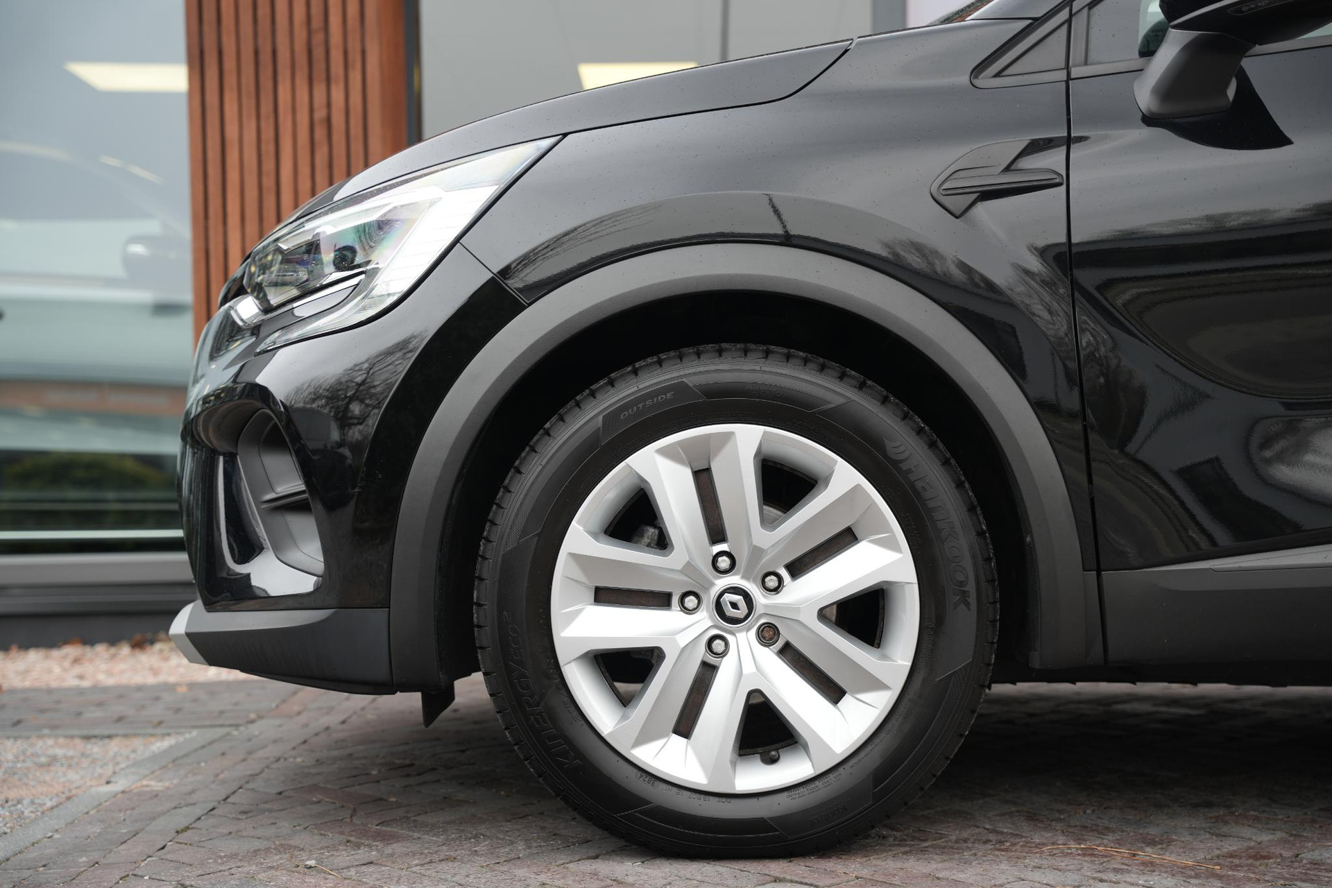 Renault Captur 1.0 TCe 100 Bi-Fuel Zen 2021 Noir etoilé gne 10