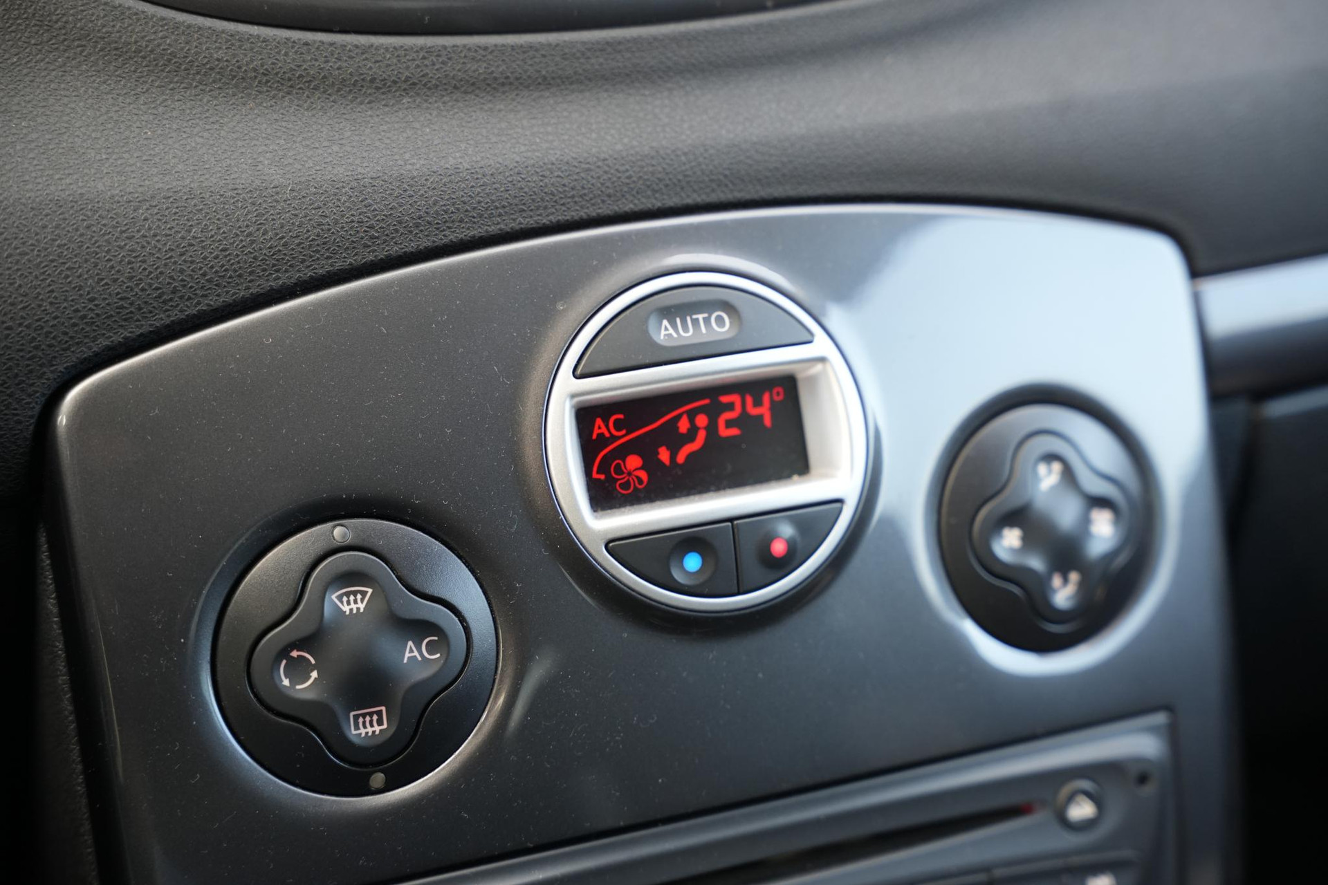 Renault Clio 2.0 RS 2013  20