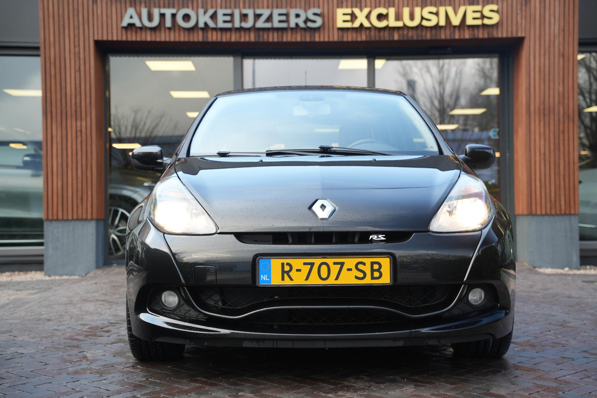 Renault Clio 2.0 RS 2013  3