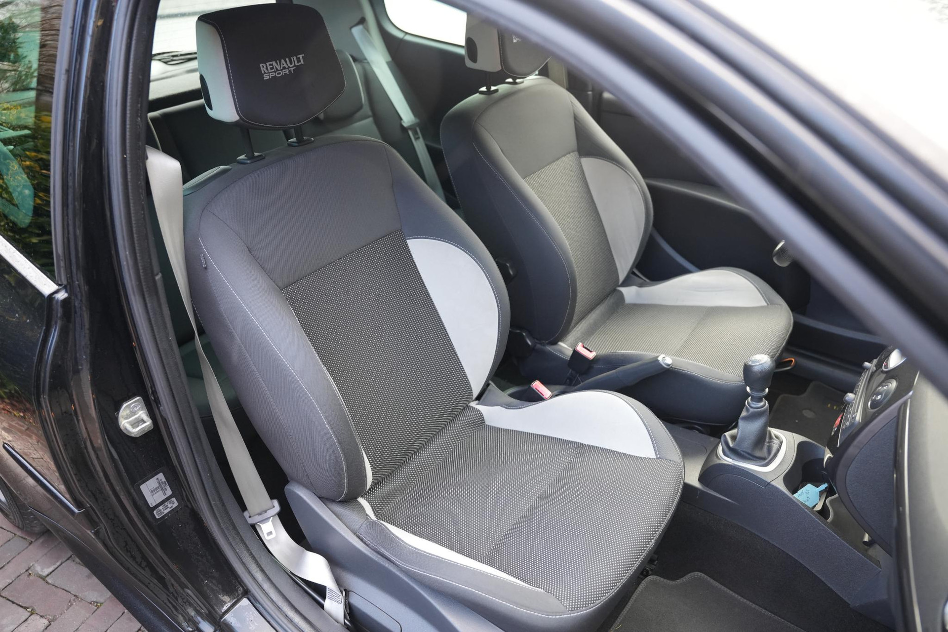 Renault Clio 2.0 RS 2013  6