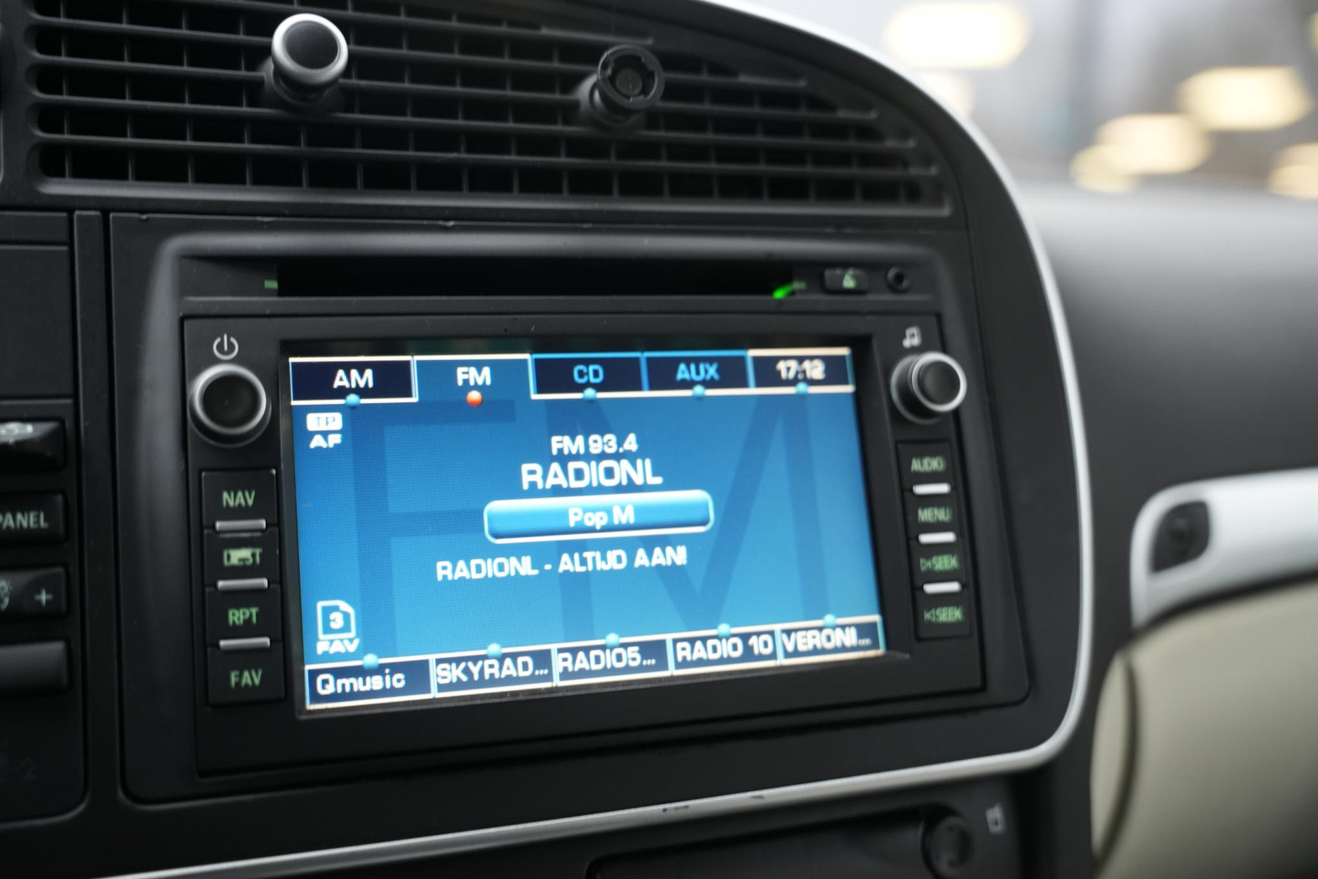 Saab 9-3 Cabrio 1.8t Linear 2009 Jet Black (metallic) (298) 24