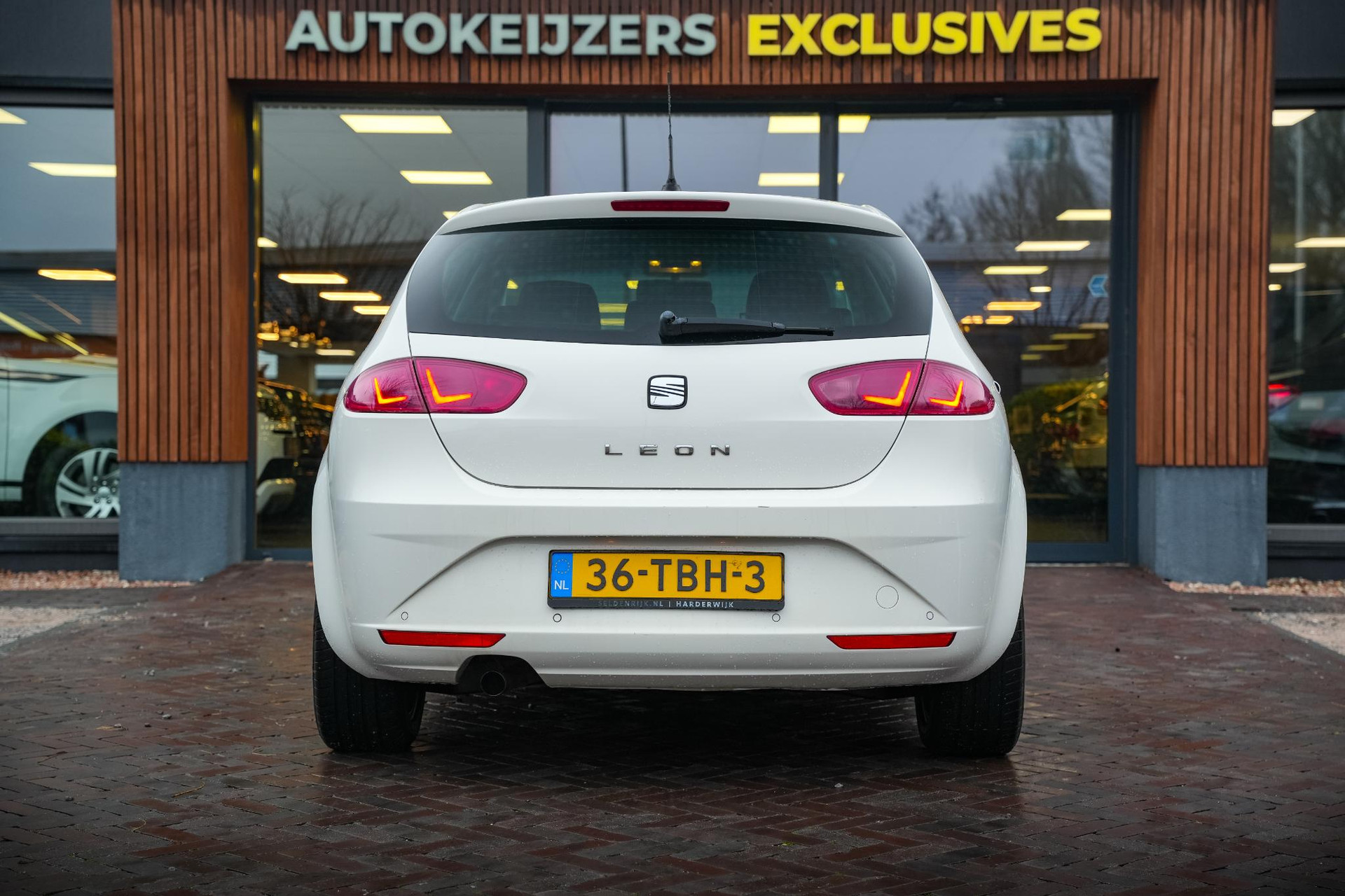 SEAT Leon 1.2 TSI Ecomotive Businessline COPA 2012 Candywit 7