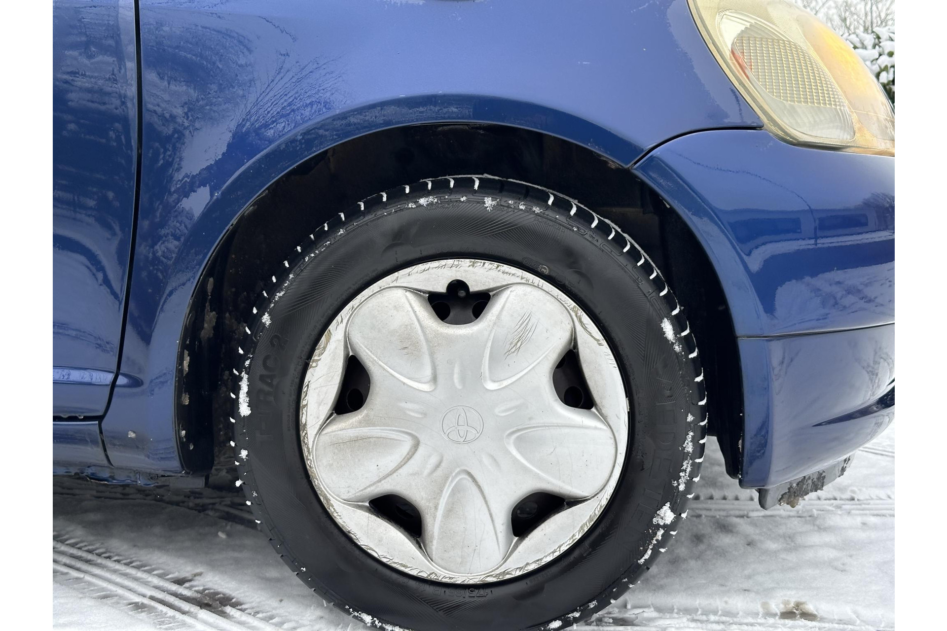 Toyota Yaris 1.3-16V VVT-i Sol 2000 - 2