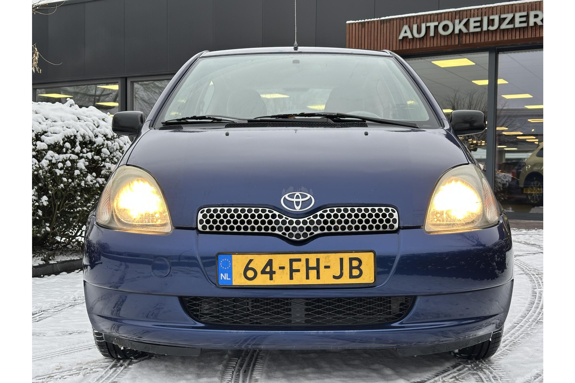 Toyota Yaris 1.3-16V VVT-i Sol 2000 - 6