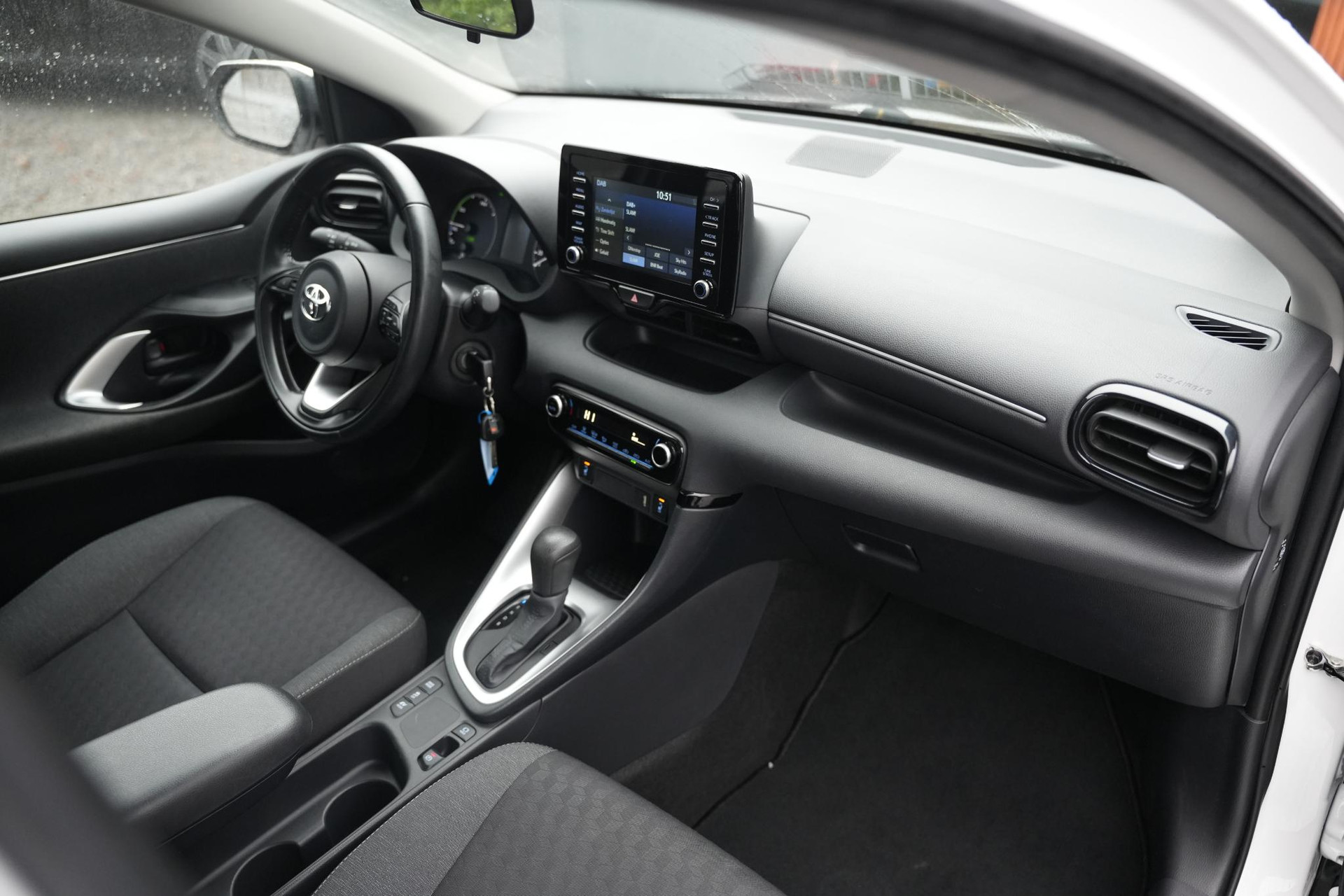 Toyota Yaris 1.5 Hybrid Comfort 2021 (040) 11