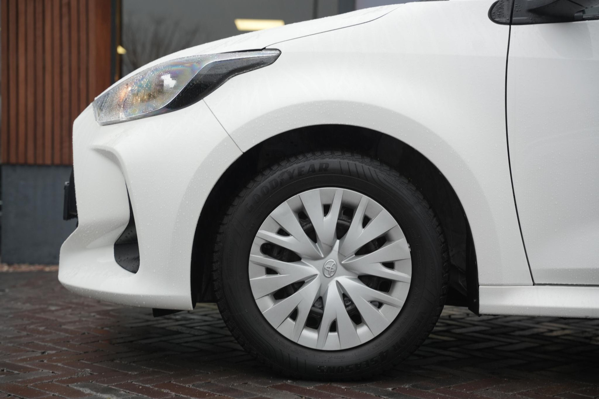 Toyota Yaris 1.5 Hybrid Comfort 2021 (040) 12