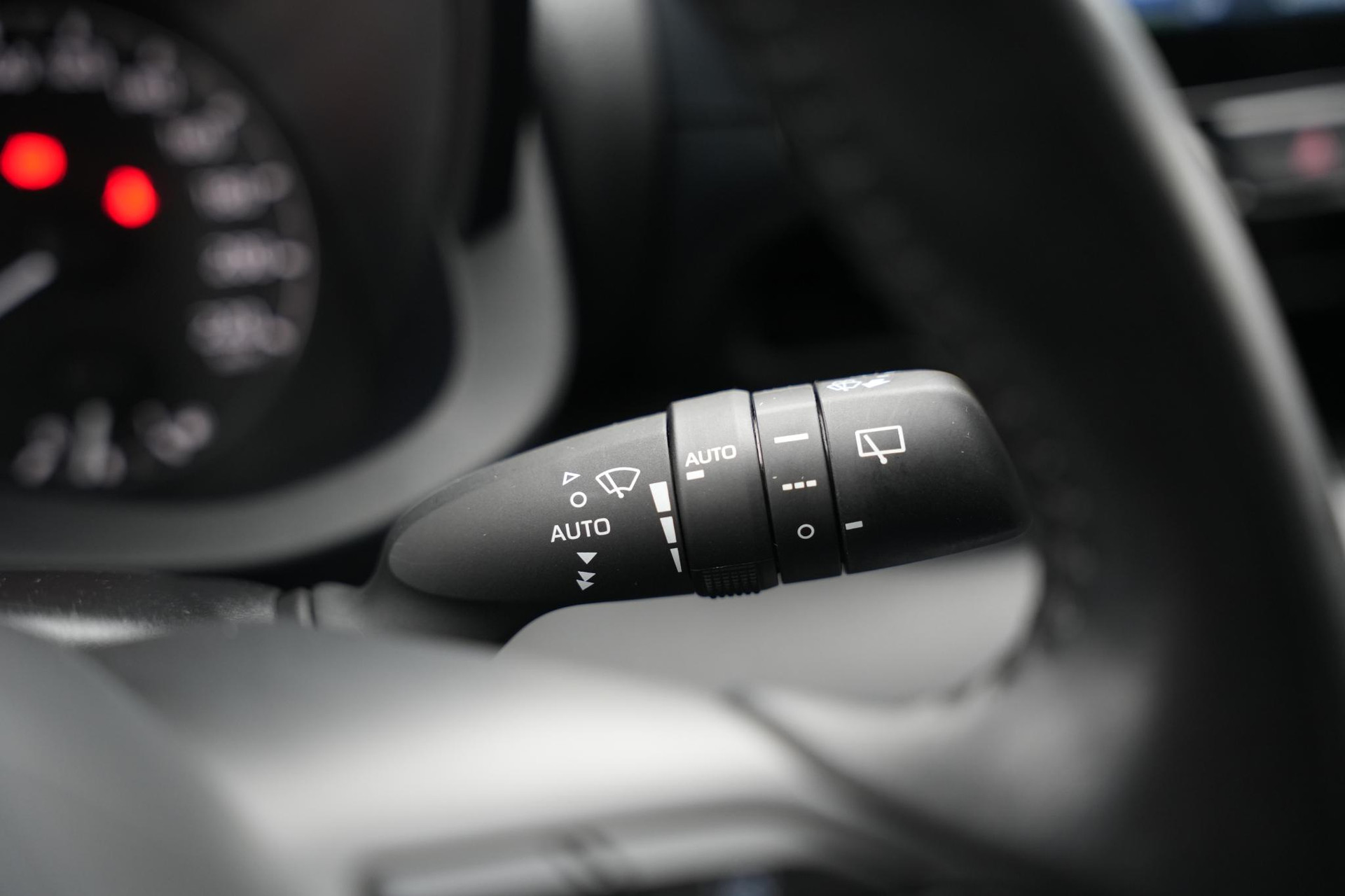 Toyota Yaris 1.5 Hybrid Comfort 2021 (040) 26