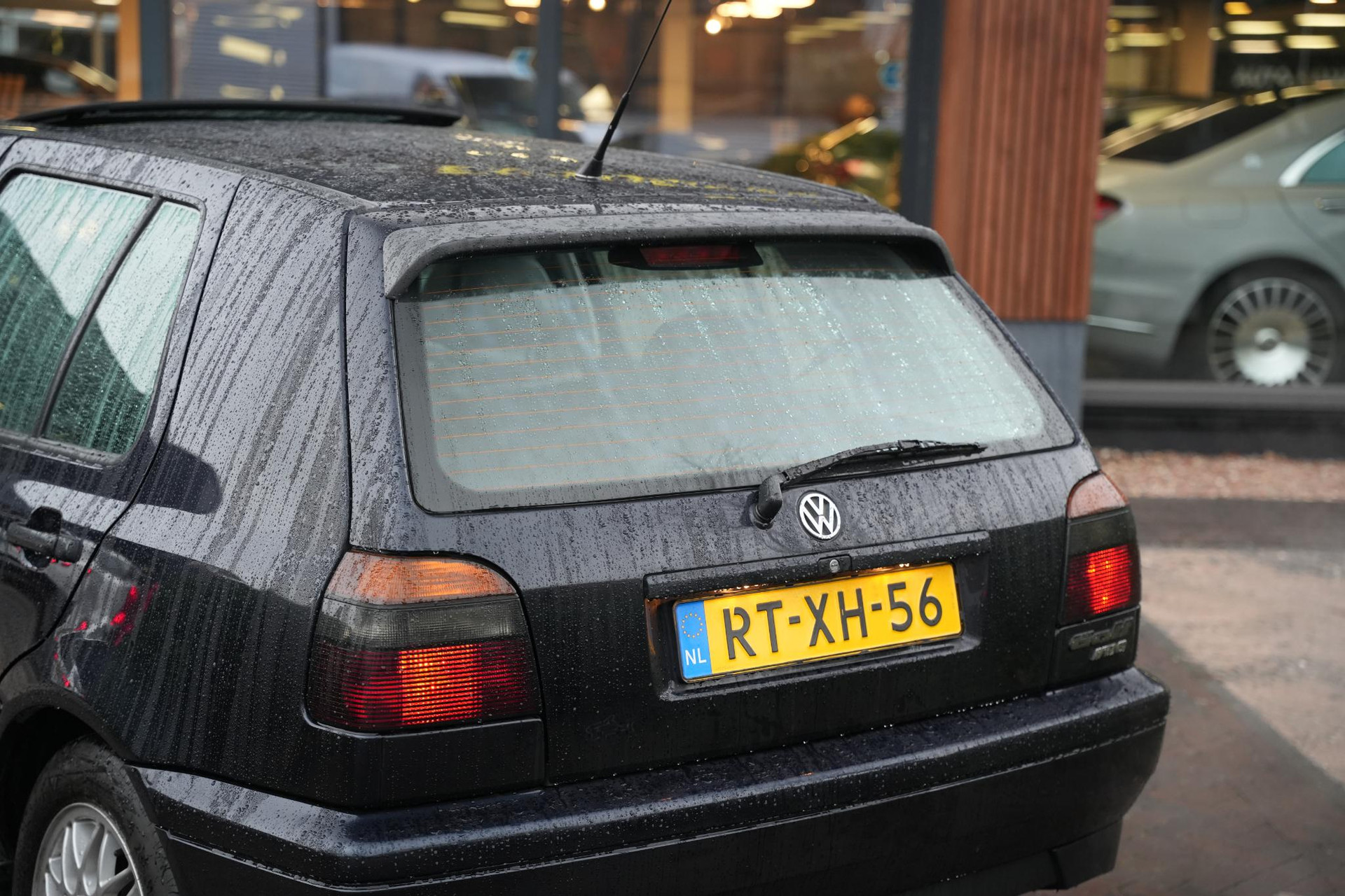 Volkswagen Golf 2.8 VR6 1997 Moonlightblue pareleffect 10